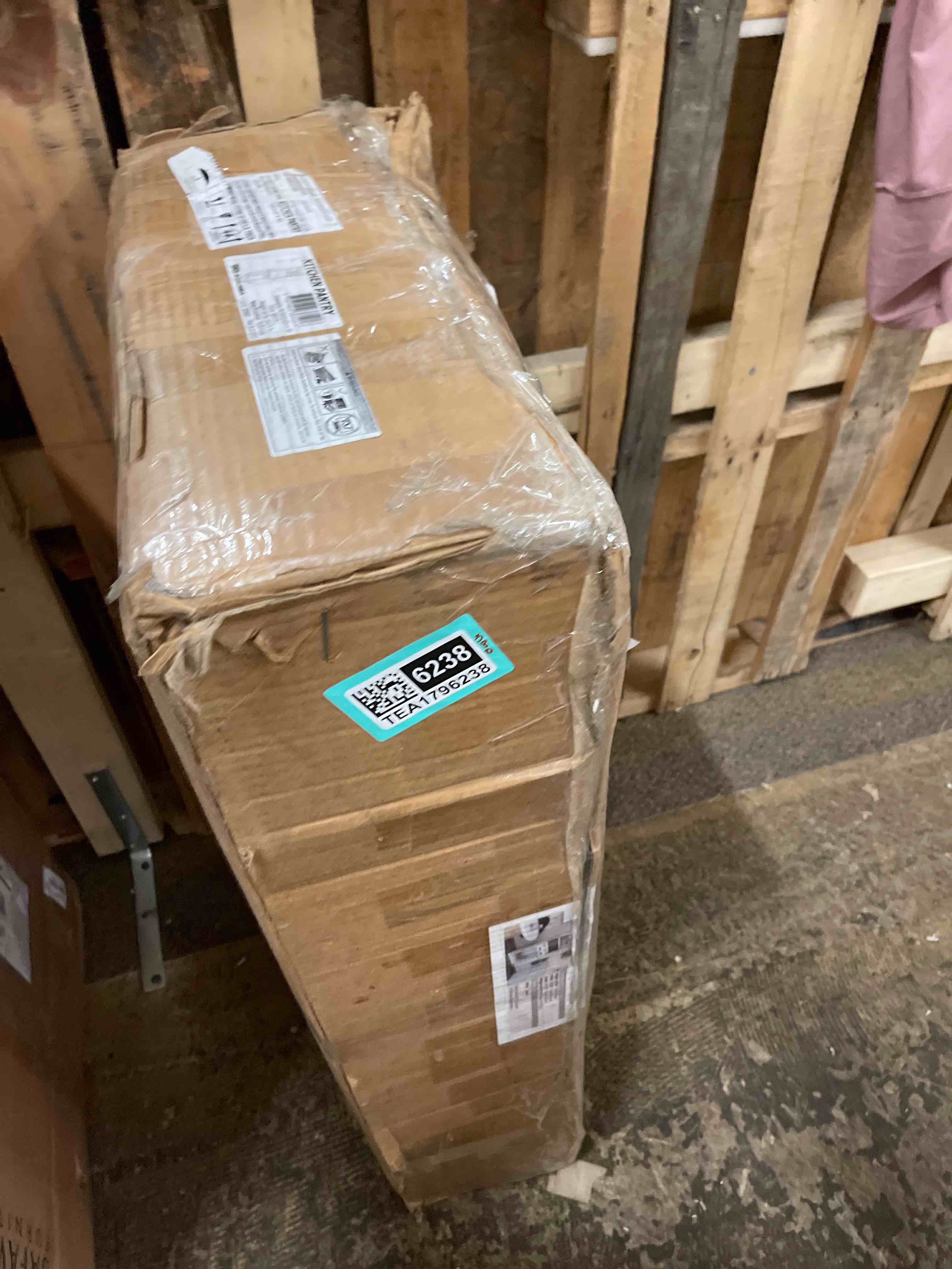 https://s3.amazonaws.com/lotting-images-prod/phillipi/TEA1796238_1757549970104.jpeg