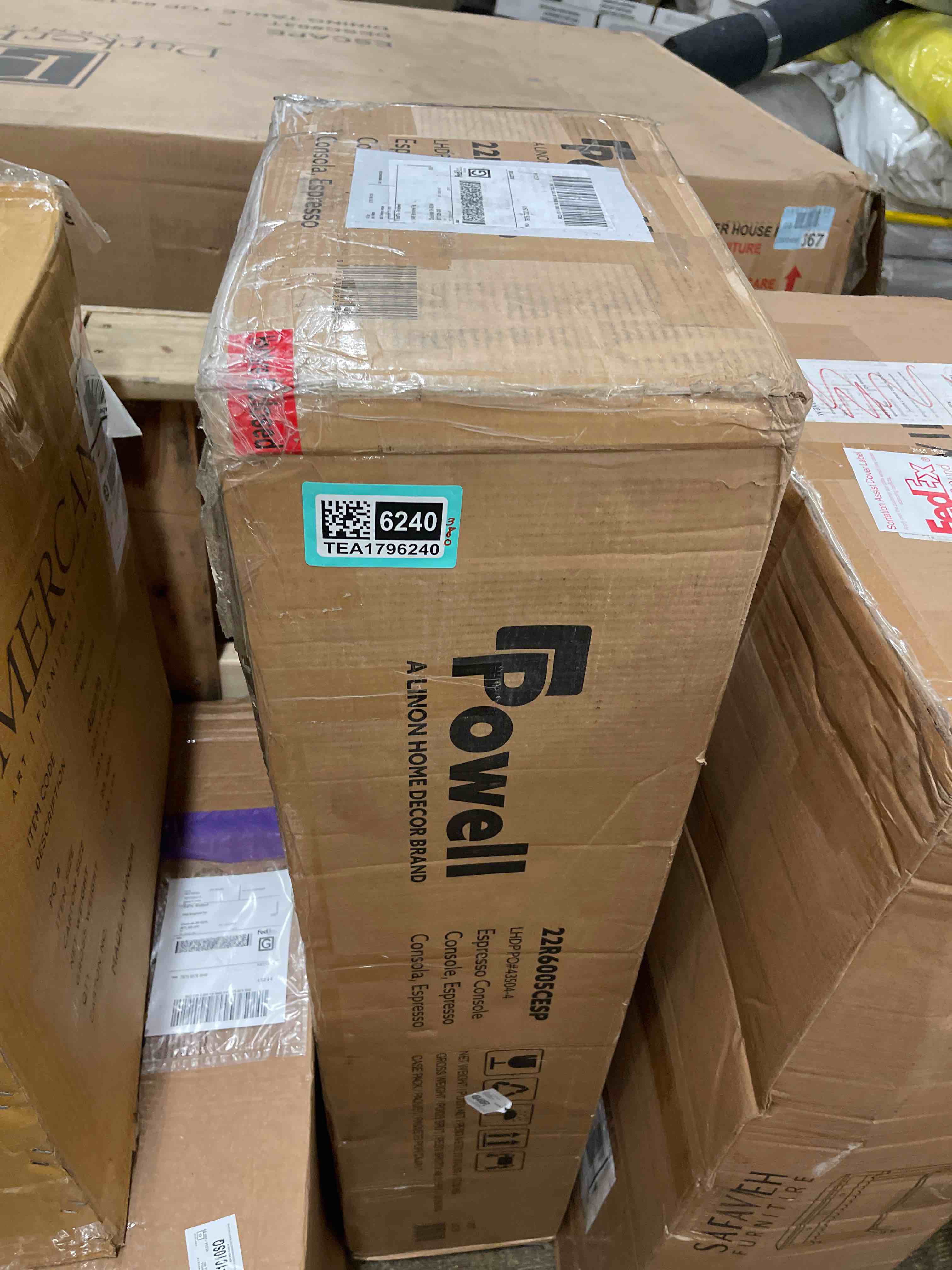 https://s3.amazonaws.com/lotting-images-prod/phillipi/TEA1796240_1757549632605.jpeg