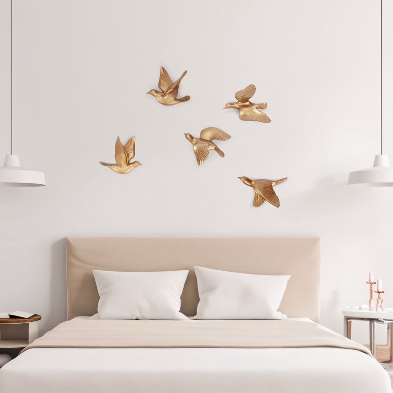 Five-Piece 3D Floating Bird, Flying Birds Wall Decor set
