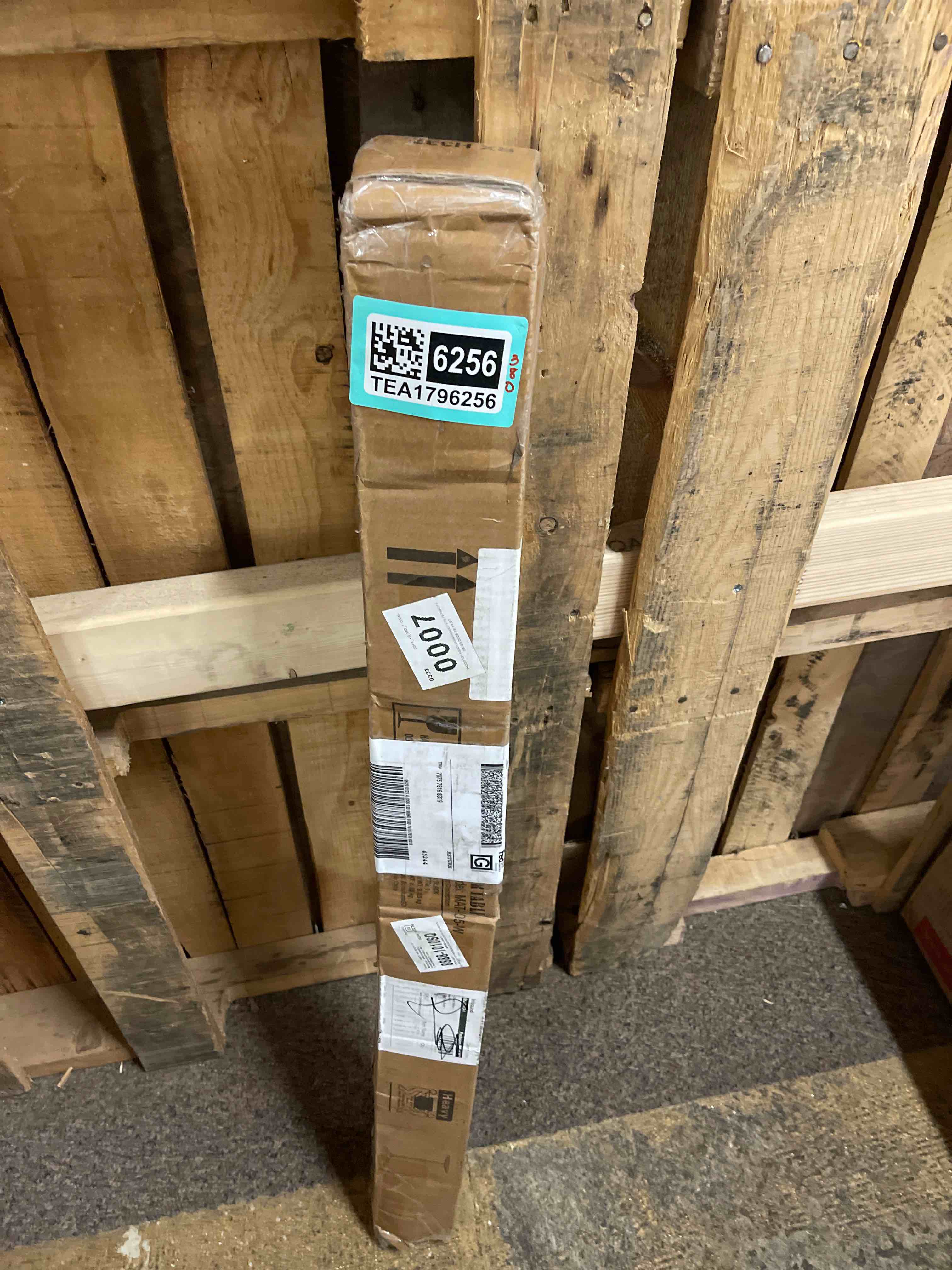https://s3.amazonaws.com/lotting-images-prod/phillipi/TEA1796256_1757544101551.jpeg
