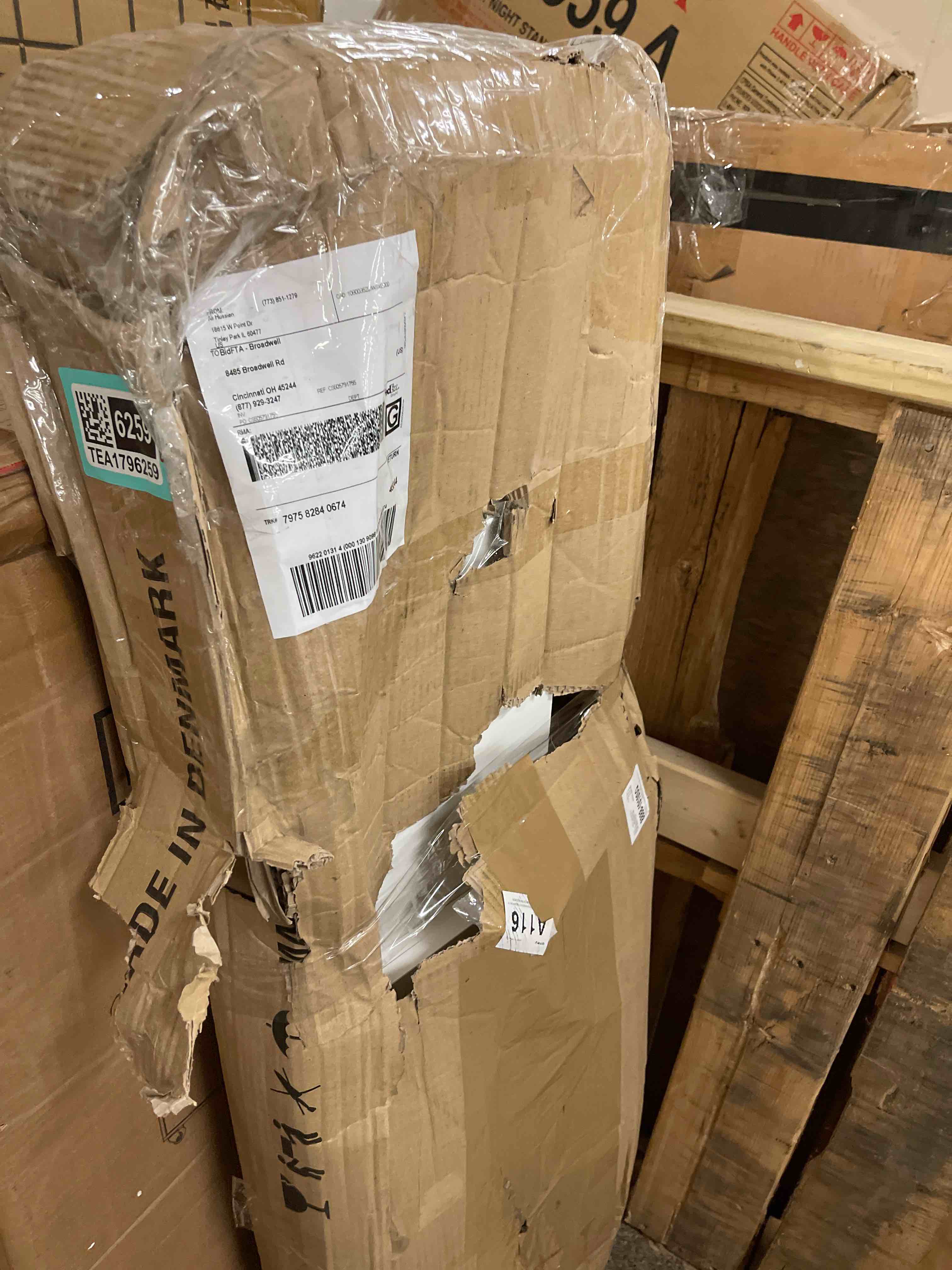 https://s3.amazonaws.com/lotting-images-prod/phillipi/TEA1796259_1757542475540.jpeg