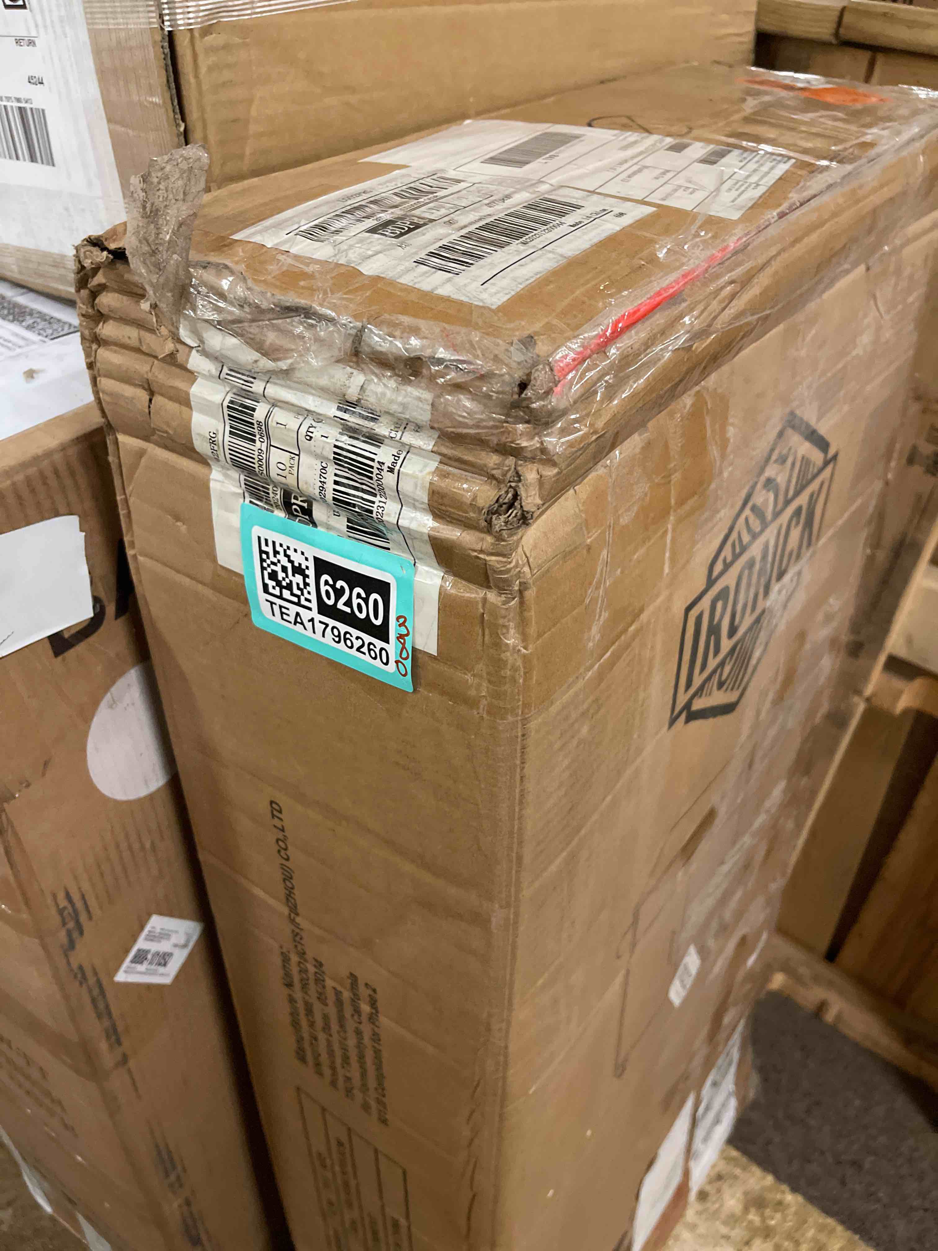 https://s3.amazonaws.com/lotting-images-prod/phillipi/TEA1796260_1757542238113.jpeg