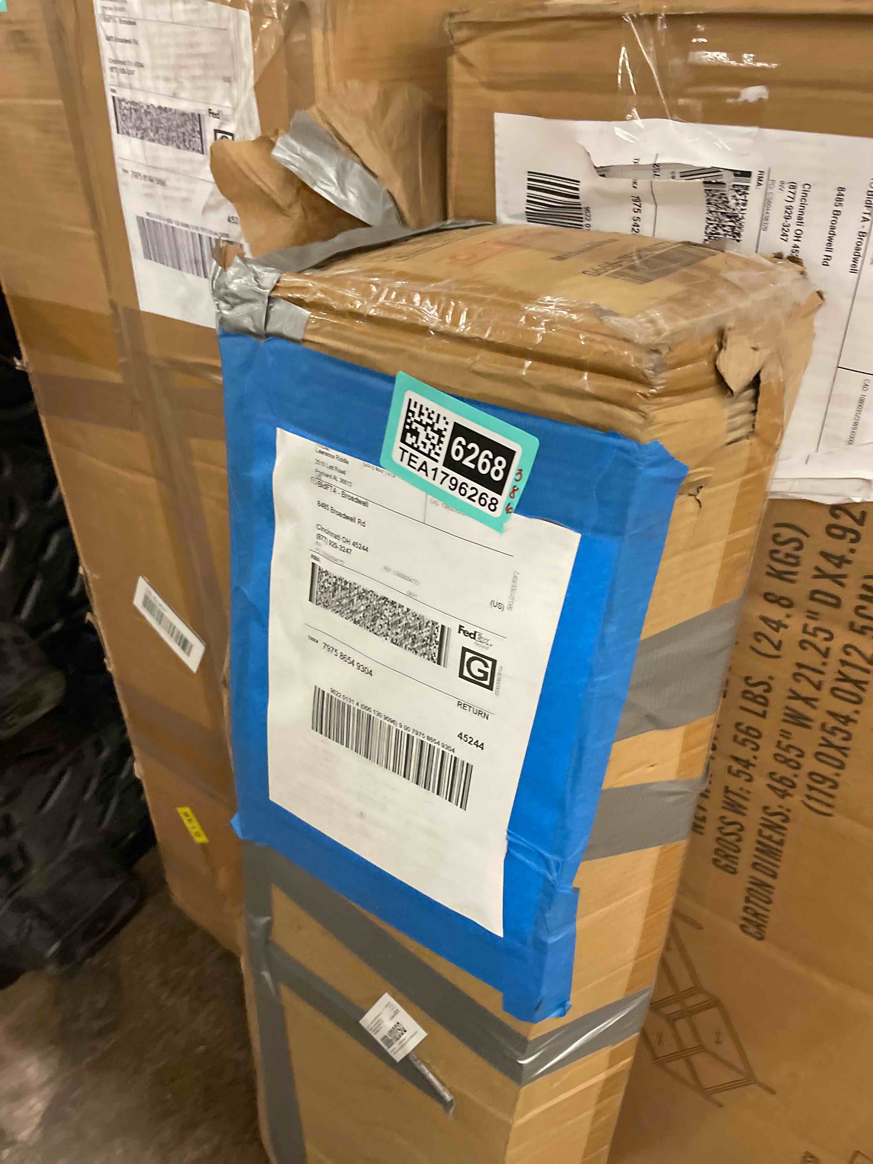 https://s3.amazonaws.com/lotting-images-prod/phillipi/TEA1796268_1757618498766.jpeg