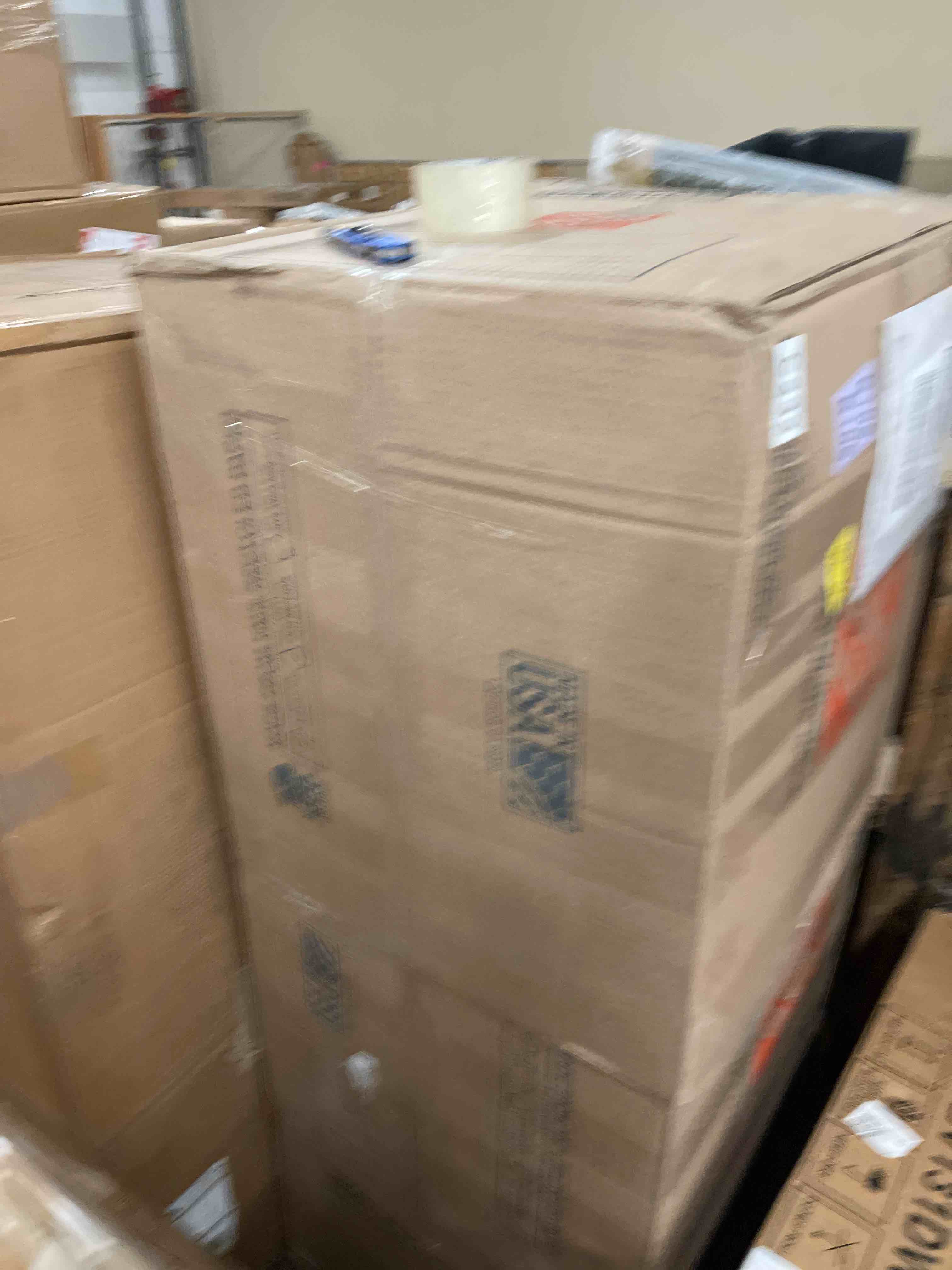 https://s3.amazonaws.com/lotting-images-prod/phillipi/TEA1796270_1757618785666.jpeg