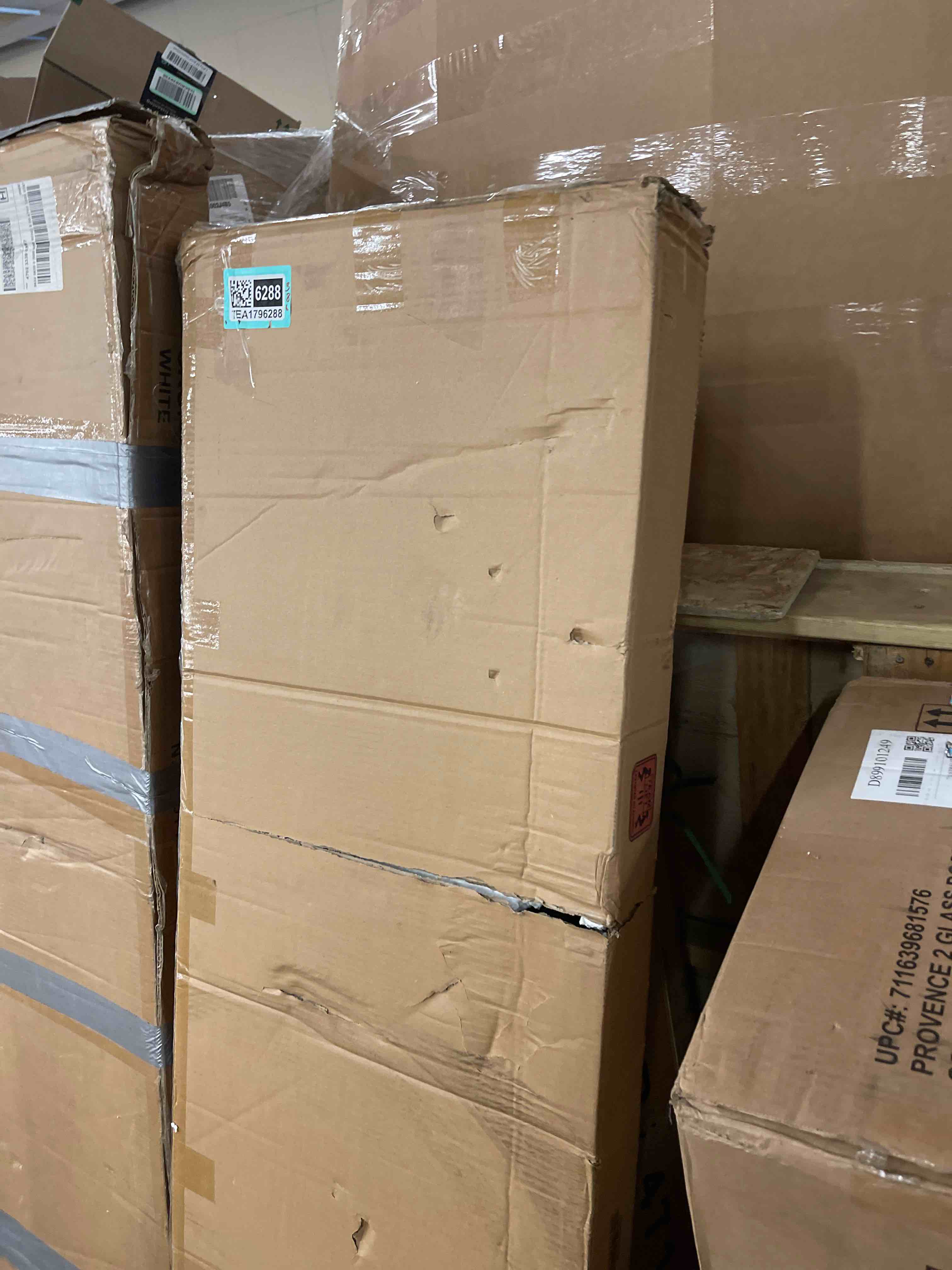 https://s3.amazonaws.com/lotting-images-prod/phillipi/TEA1796288_1757702497858.jpeg
