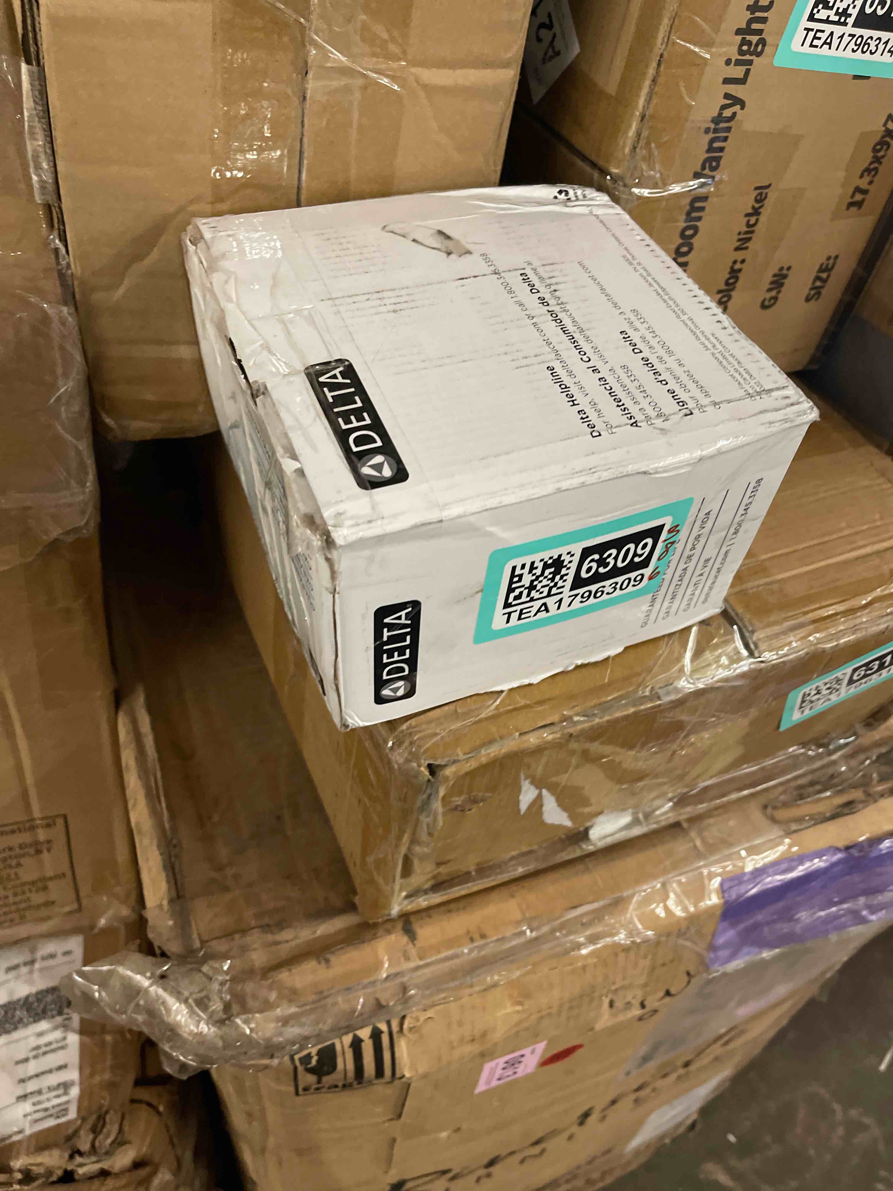 https://s3.amazonaws.com/lotting-images-prod/phillipi/TEA1796309_1757693272650.jpeg