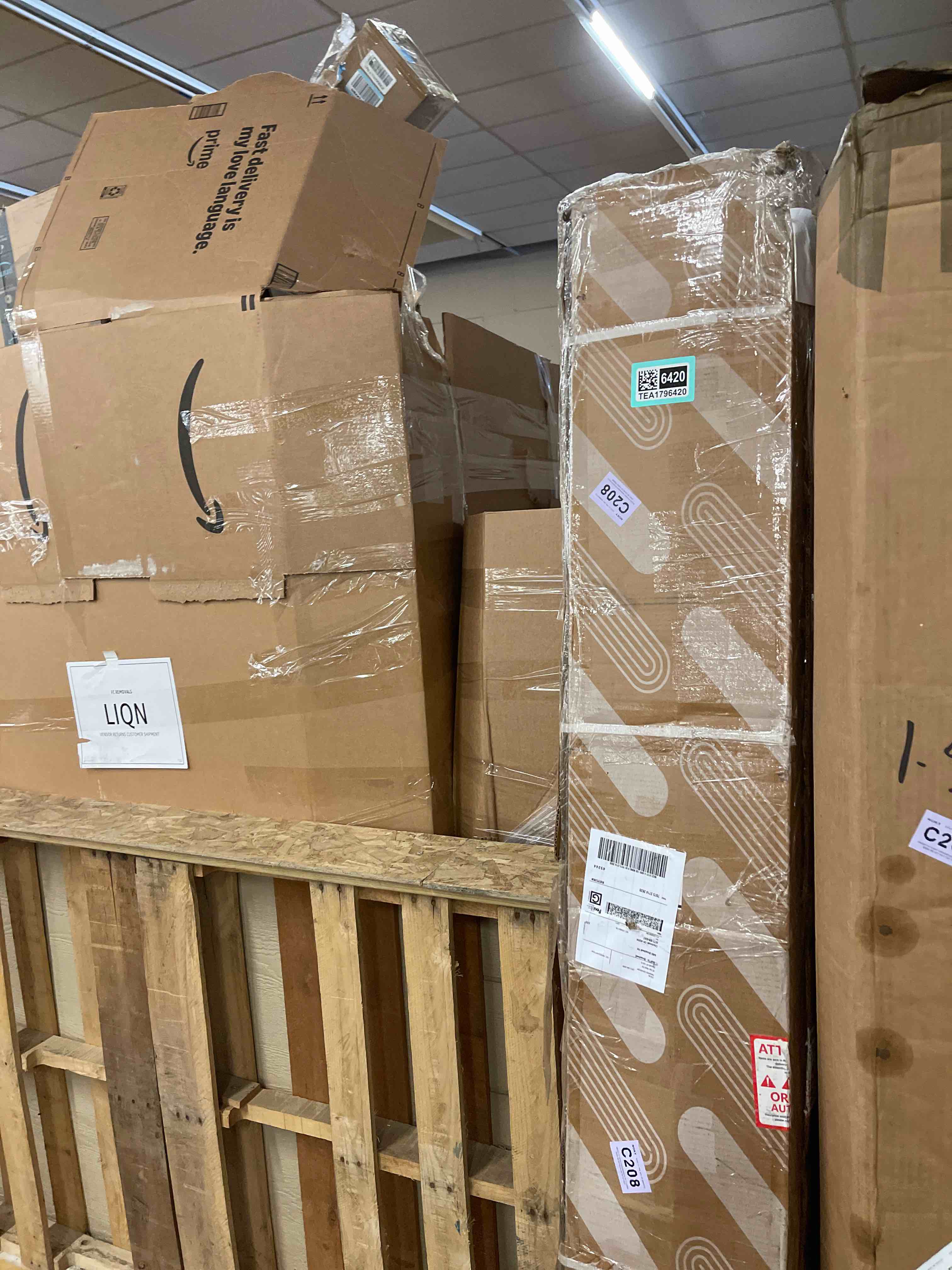 https://s3.amazonaws.com/lotting-images-prod/phillipi/TEA1796420_1757703634310.jpeg