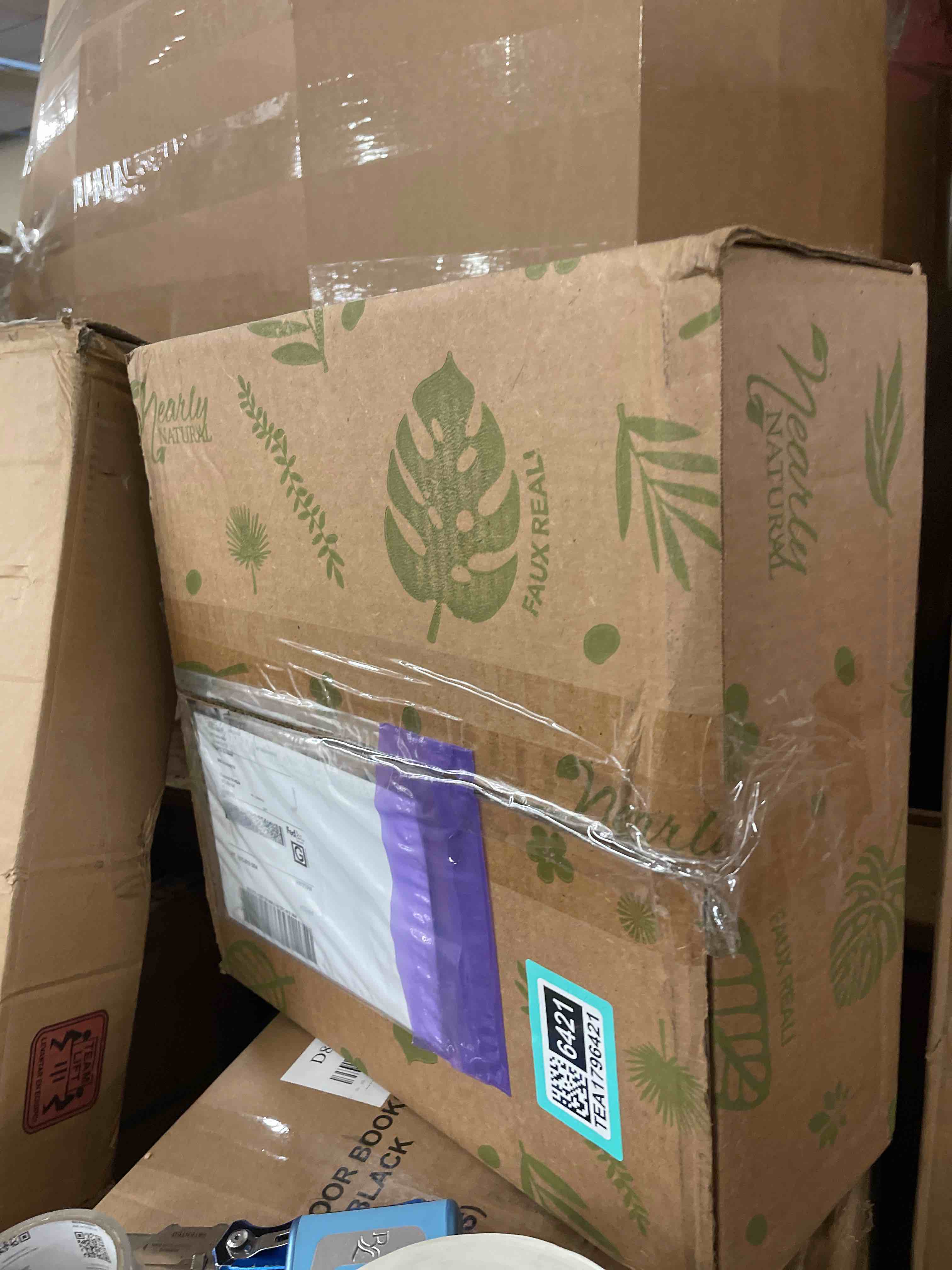 https://s3.amazonaws.com/lotting-images-prod/phillipi/TEA1796421_1757703935153.jpeg