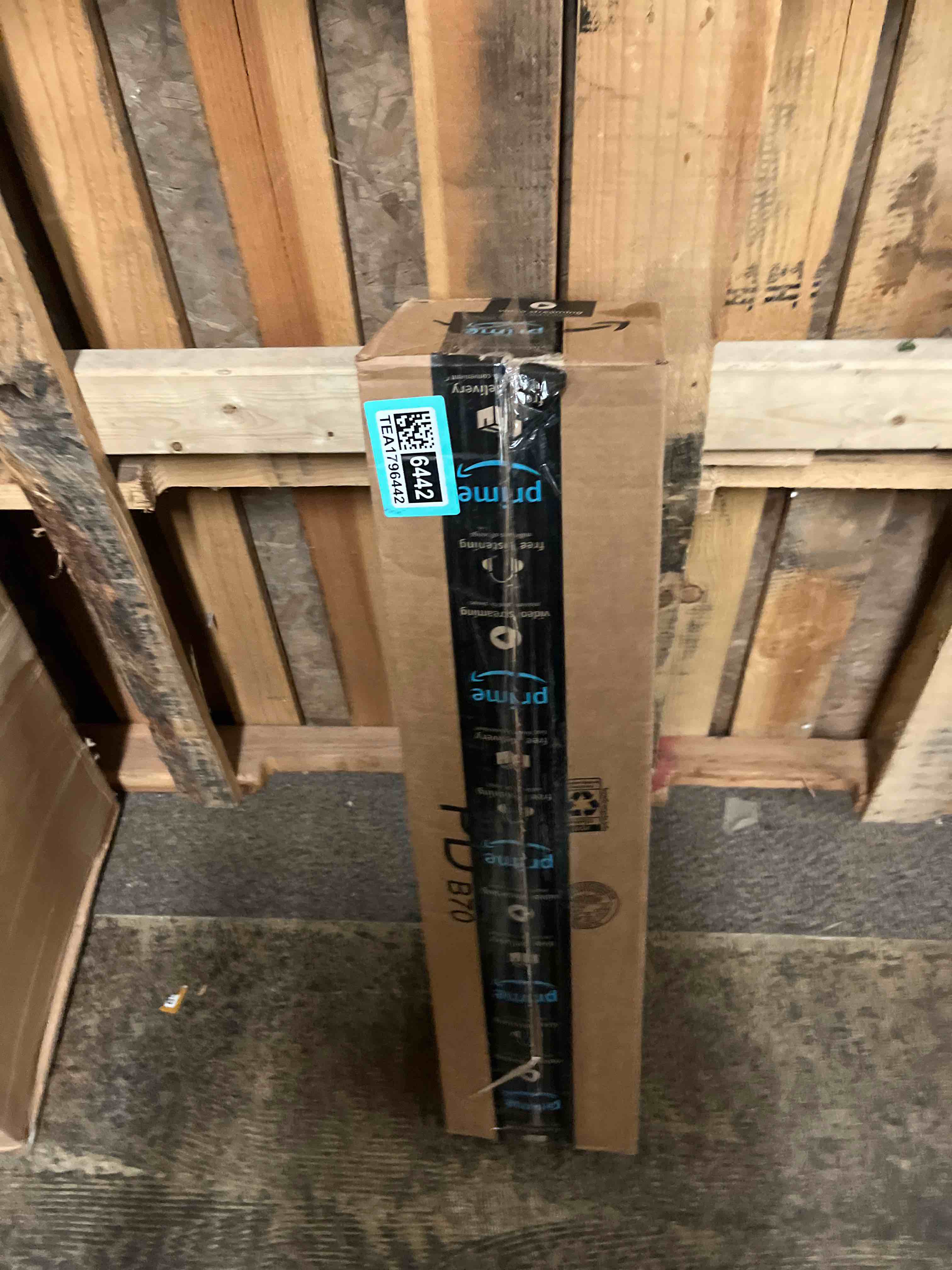 https://s3.amazonaws.com/lotting-images-prod/phillipi/TEA1796442_1758582794409.jpeg
