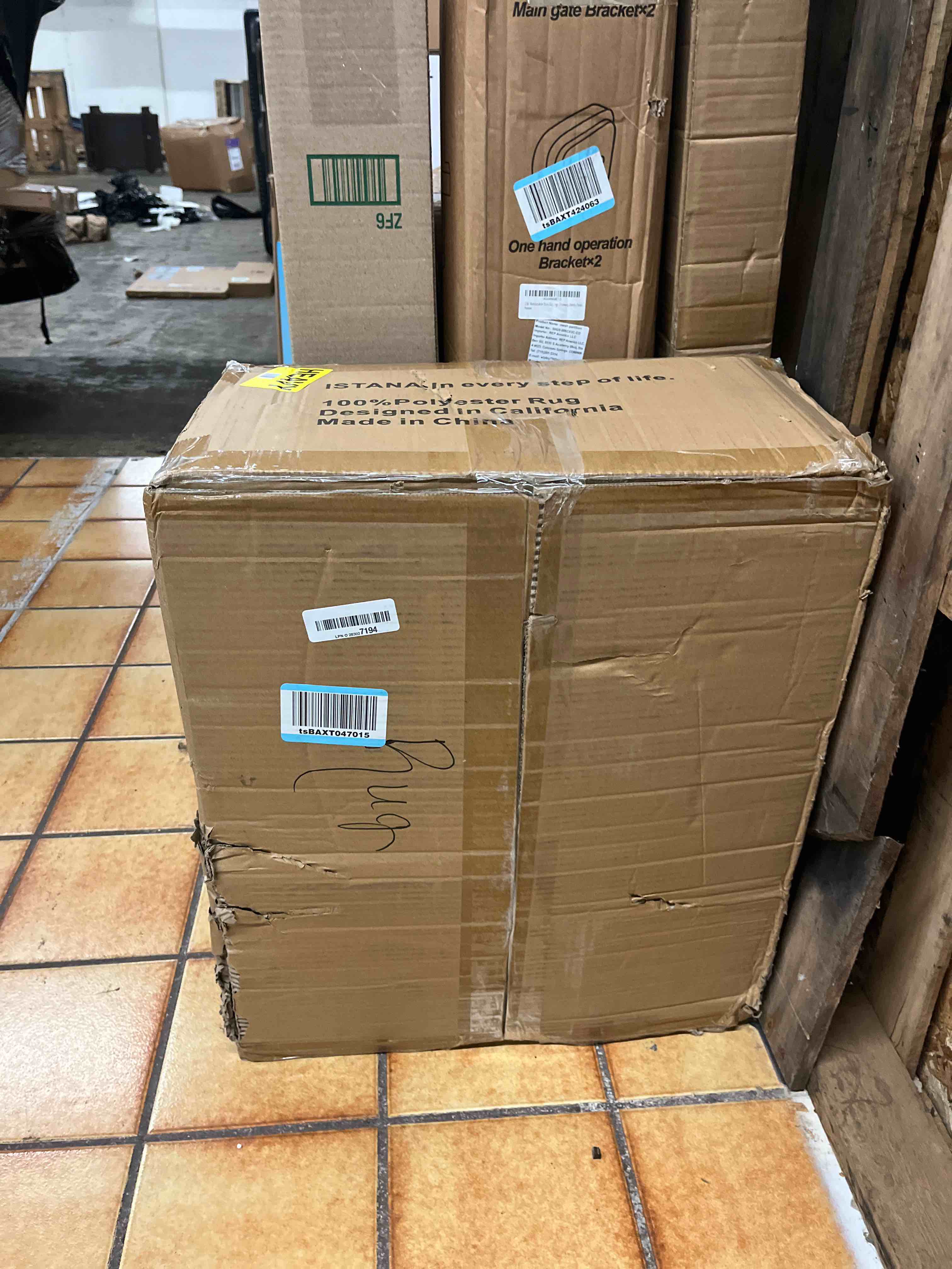 https://s3.amazonaws.com/lotting-images-prod/phillipi/TEA1796482_1758586909697.jpeg