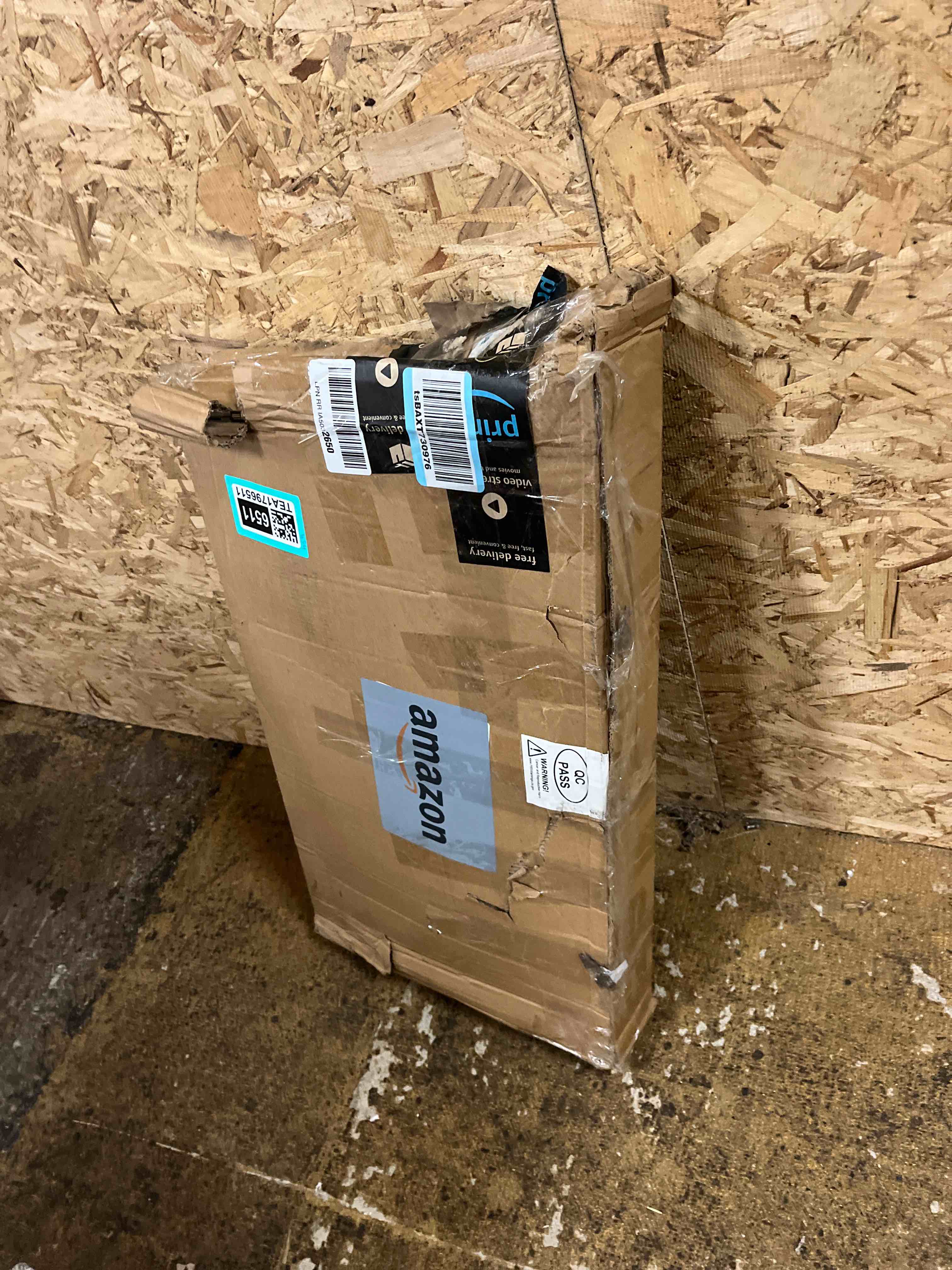 https://s3.amazonaws.com/lotting-images-prod/phillipi/TEA1796511_1758671112216.jpeg