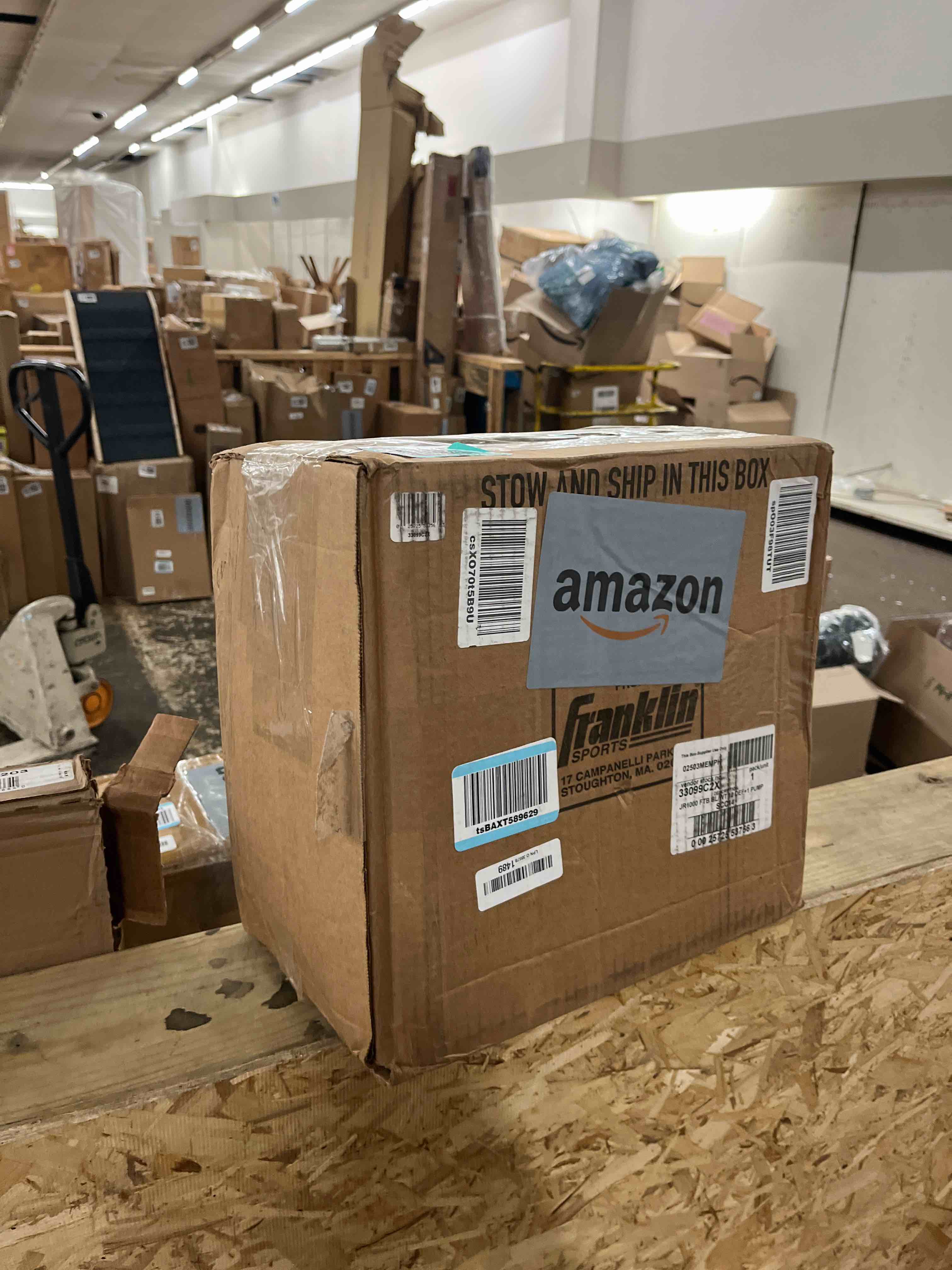 https://s3.amazonaws.com/lotting-images-prod/phillipi/TEA1796521_1758672251508.jpeg