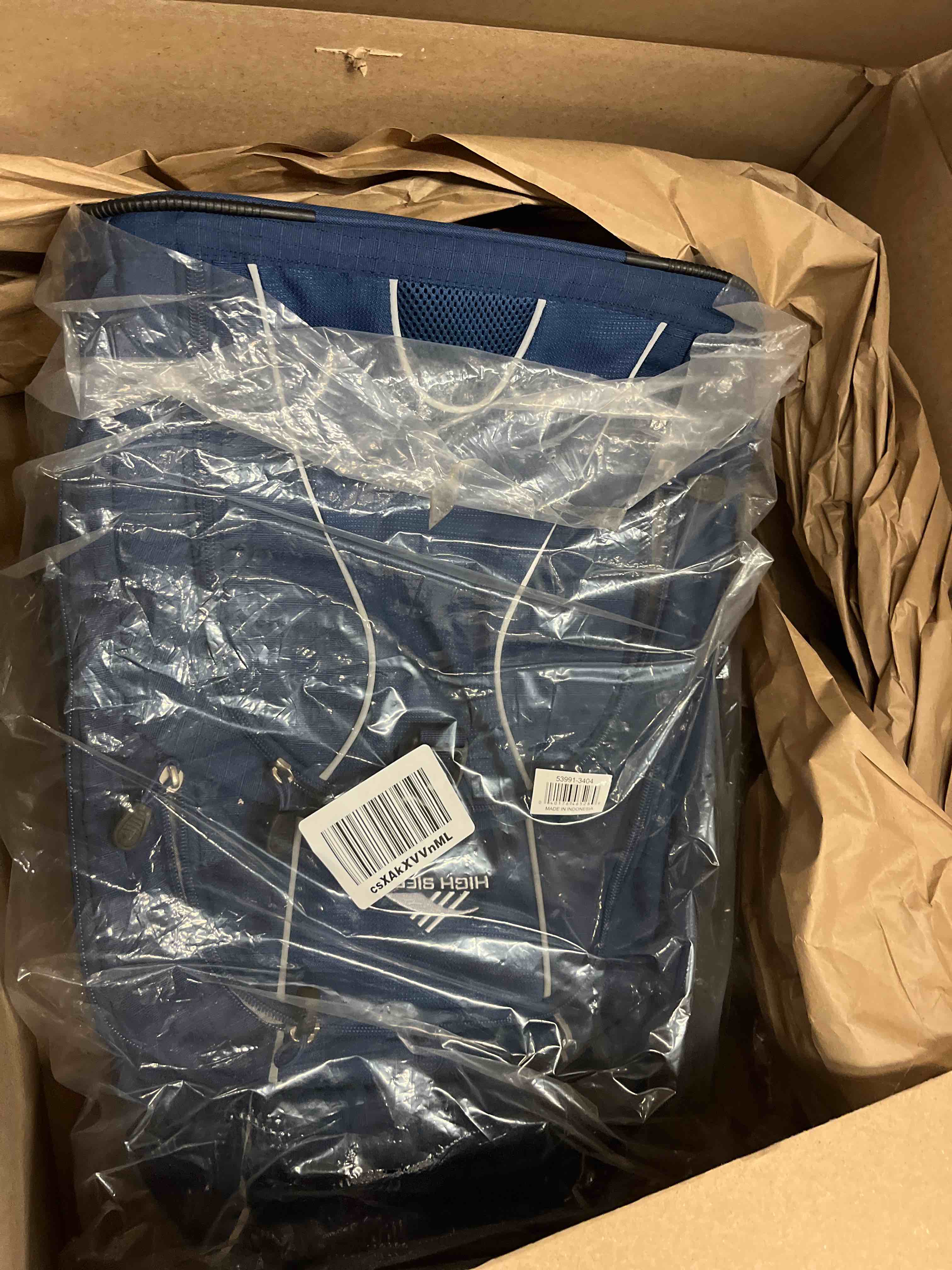 https://s3.amazonaws.com/lotting-images-prod/phillipi/TEA1796533_1758652165149.jpeg