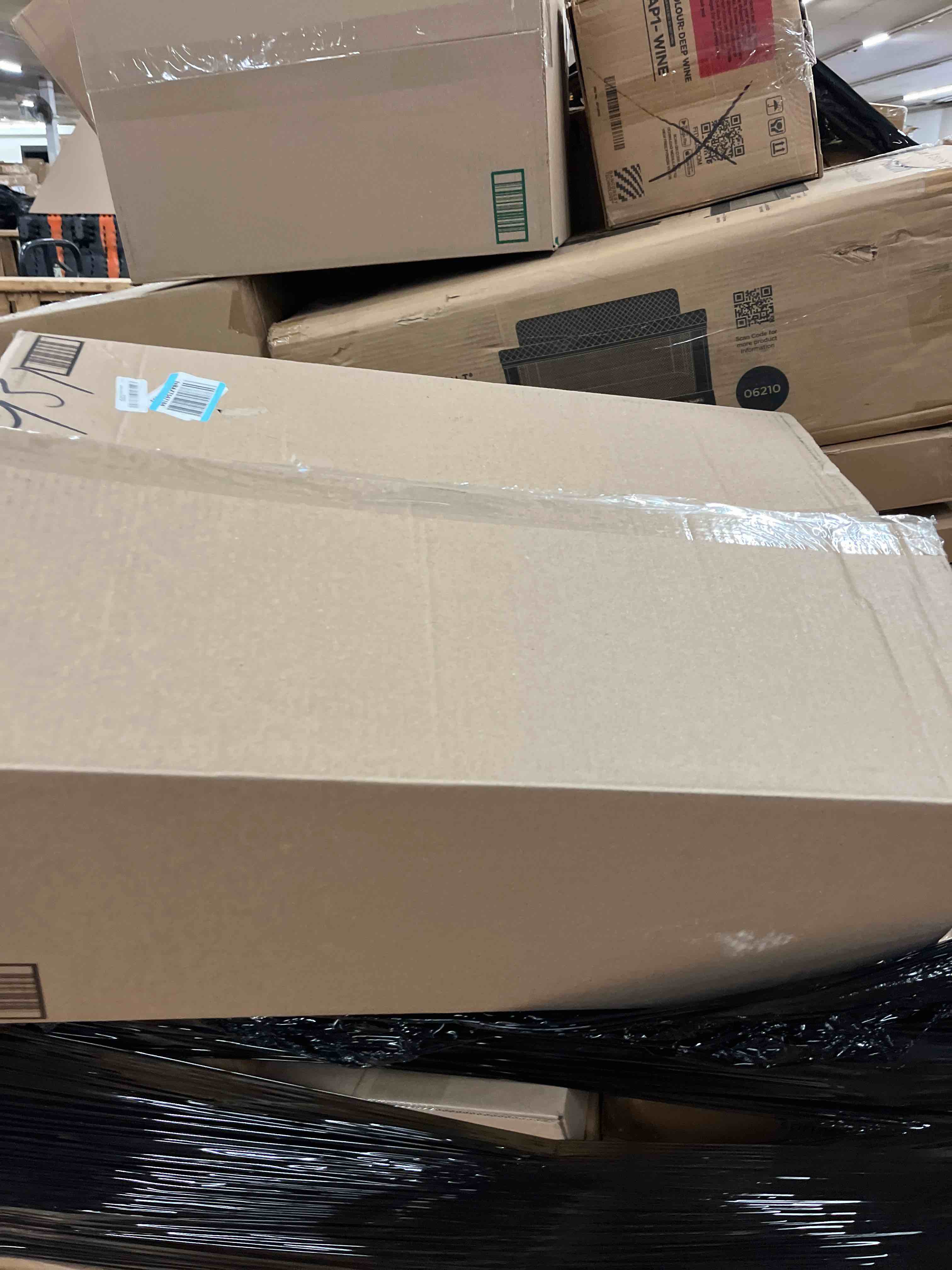 https://s3.amazonaws.com/lotting-images-prod/phillipi/TEA1796533_1758652168787.jpeg