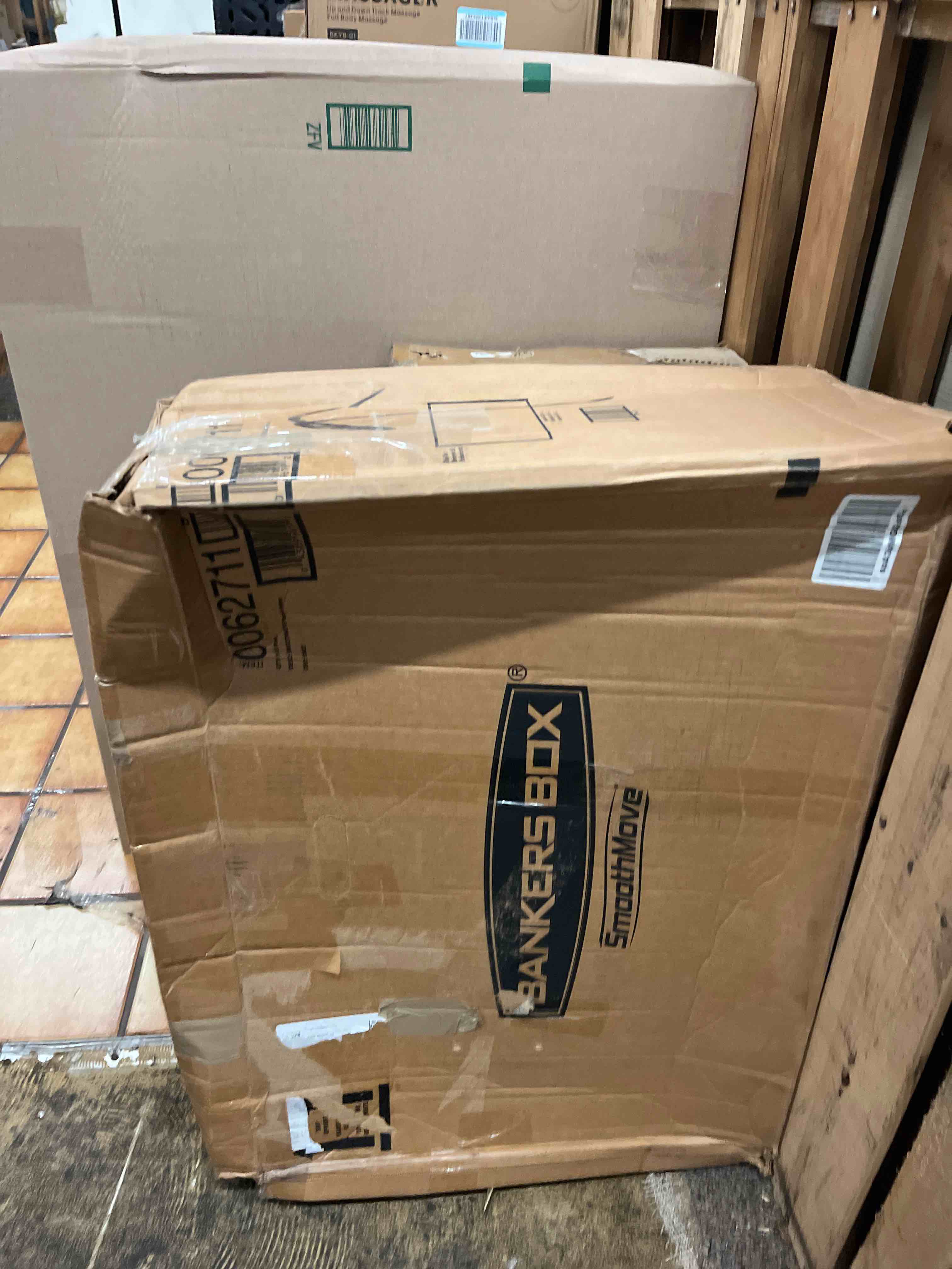 https://s3.amazonaws.com/lotting-images-prod/phillipi/TEA1796541_1758654014460.jpeg