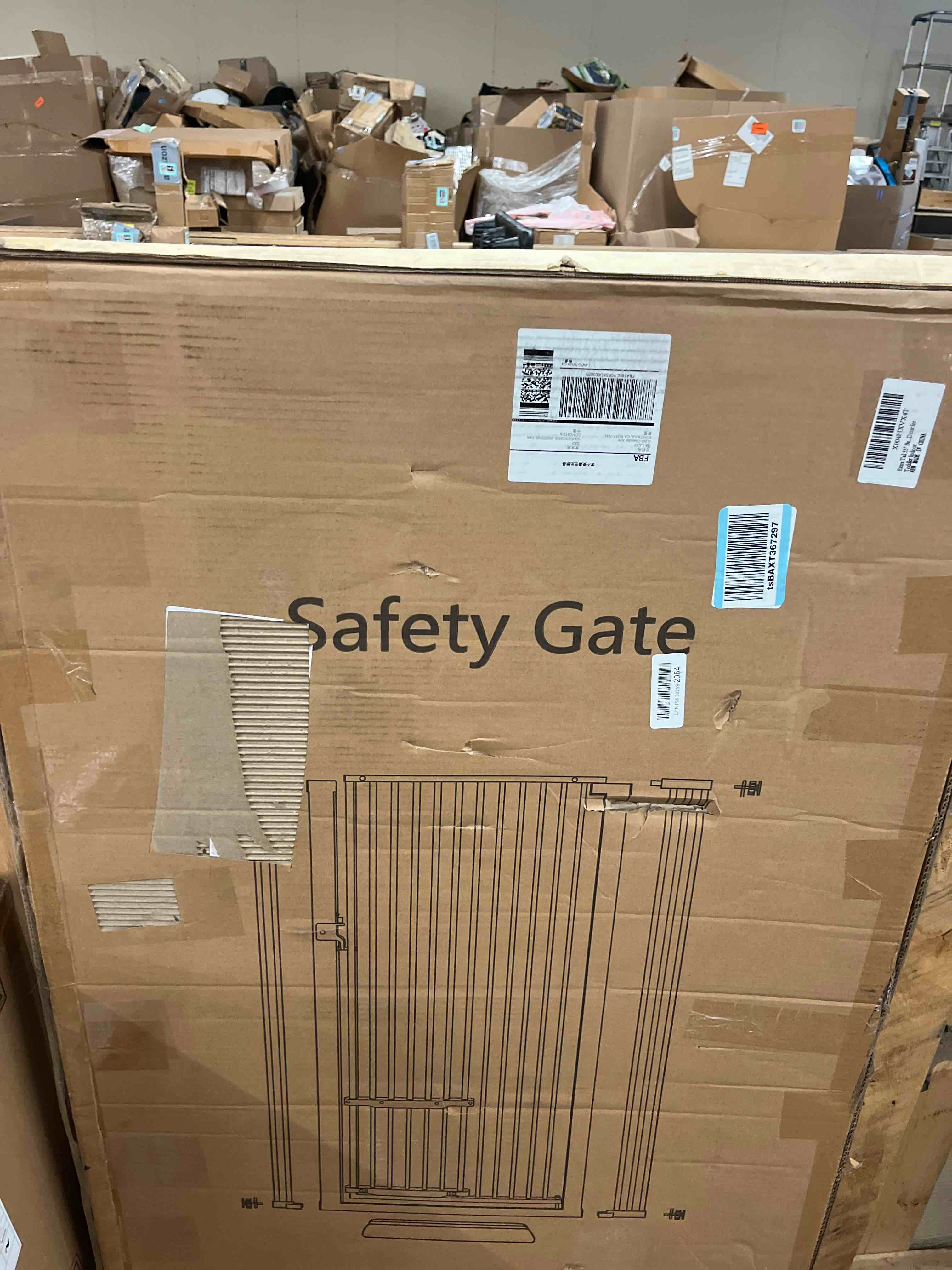 https://s3.amazonaws.com/lotting-images-prod/phillipi/TEA1796560_1758655033735.jpeg
