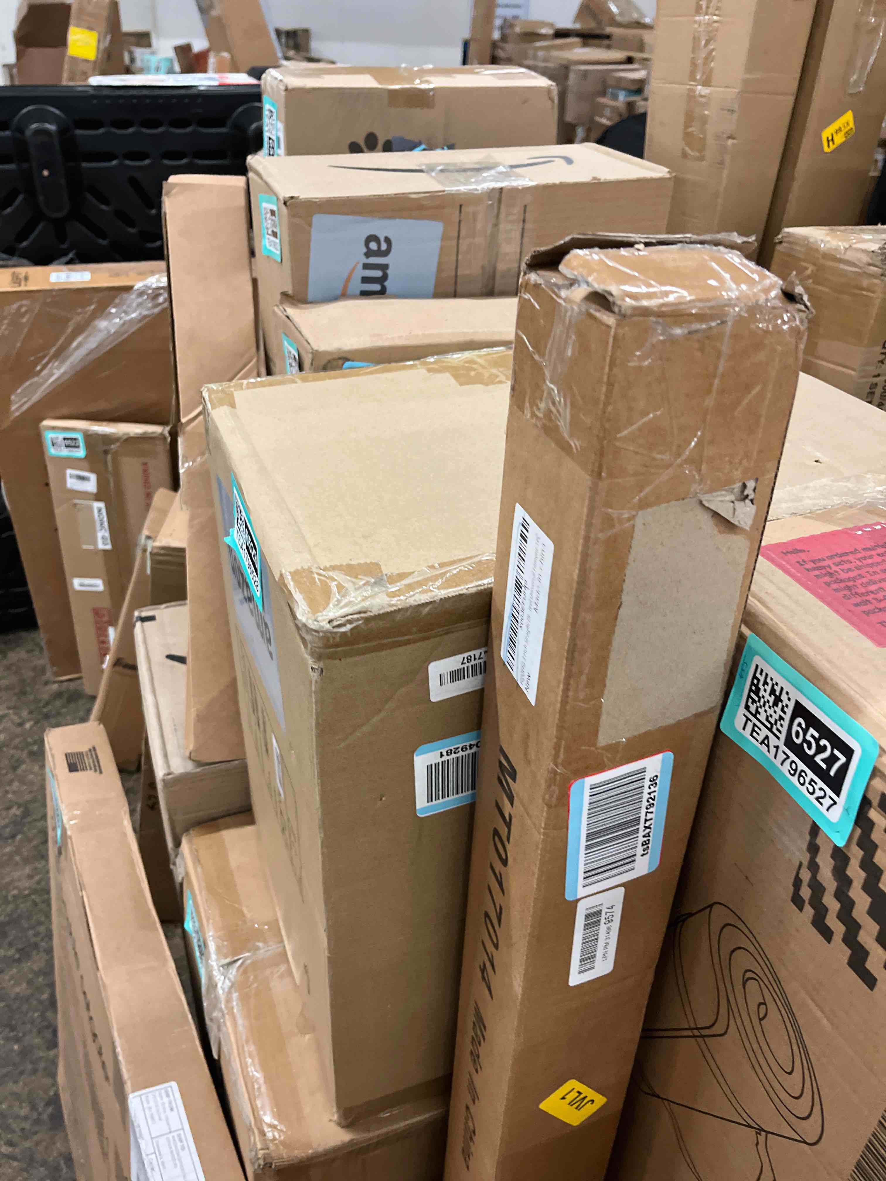 https://s3.amazonaws.com/lotting-images-prod/phillipi/TEA1796561_1758654862270.jpeg