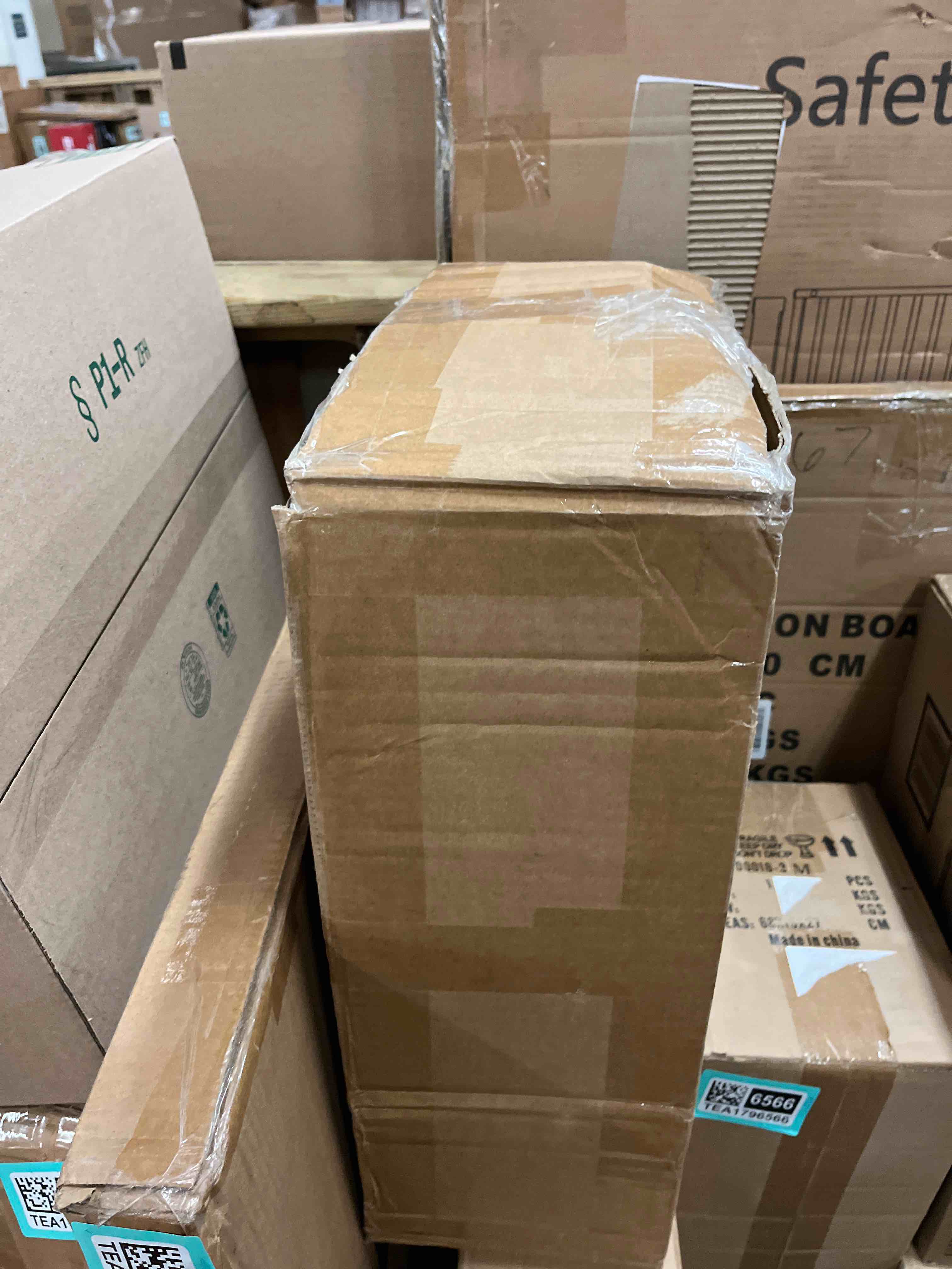 https://s3.amazonaws.com/lotting-images-prod/phillipi/TEA1796575_1758655997216.jpeg