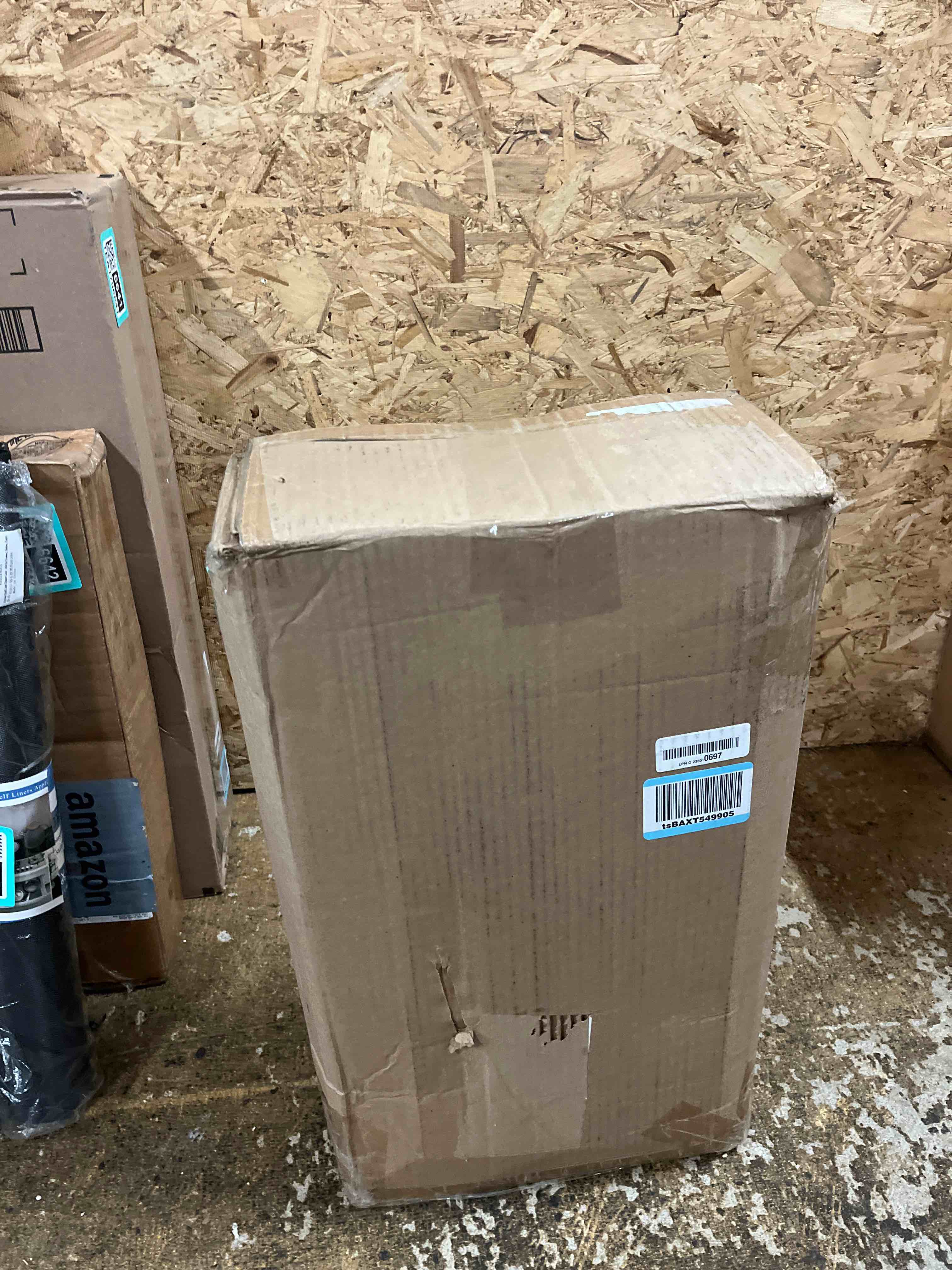 https://s3.amazonaws.com/lotting-images-prod/phillipi/TEA1796592_1758676697569.jpeg