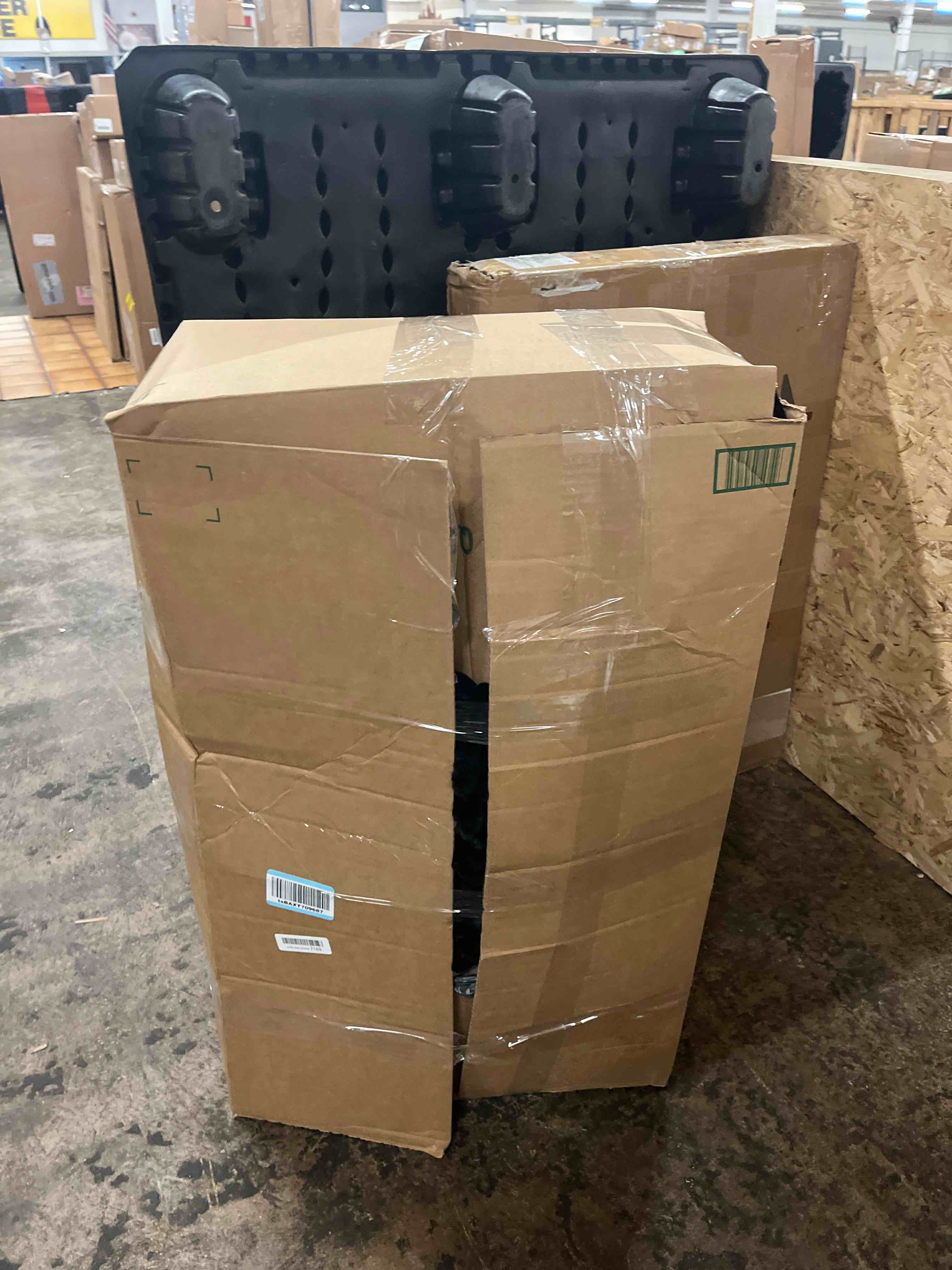 https://s3.amazonaws.com/lotting-images-prod/phillipi/TEA1796593_1758667350579.jpeg