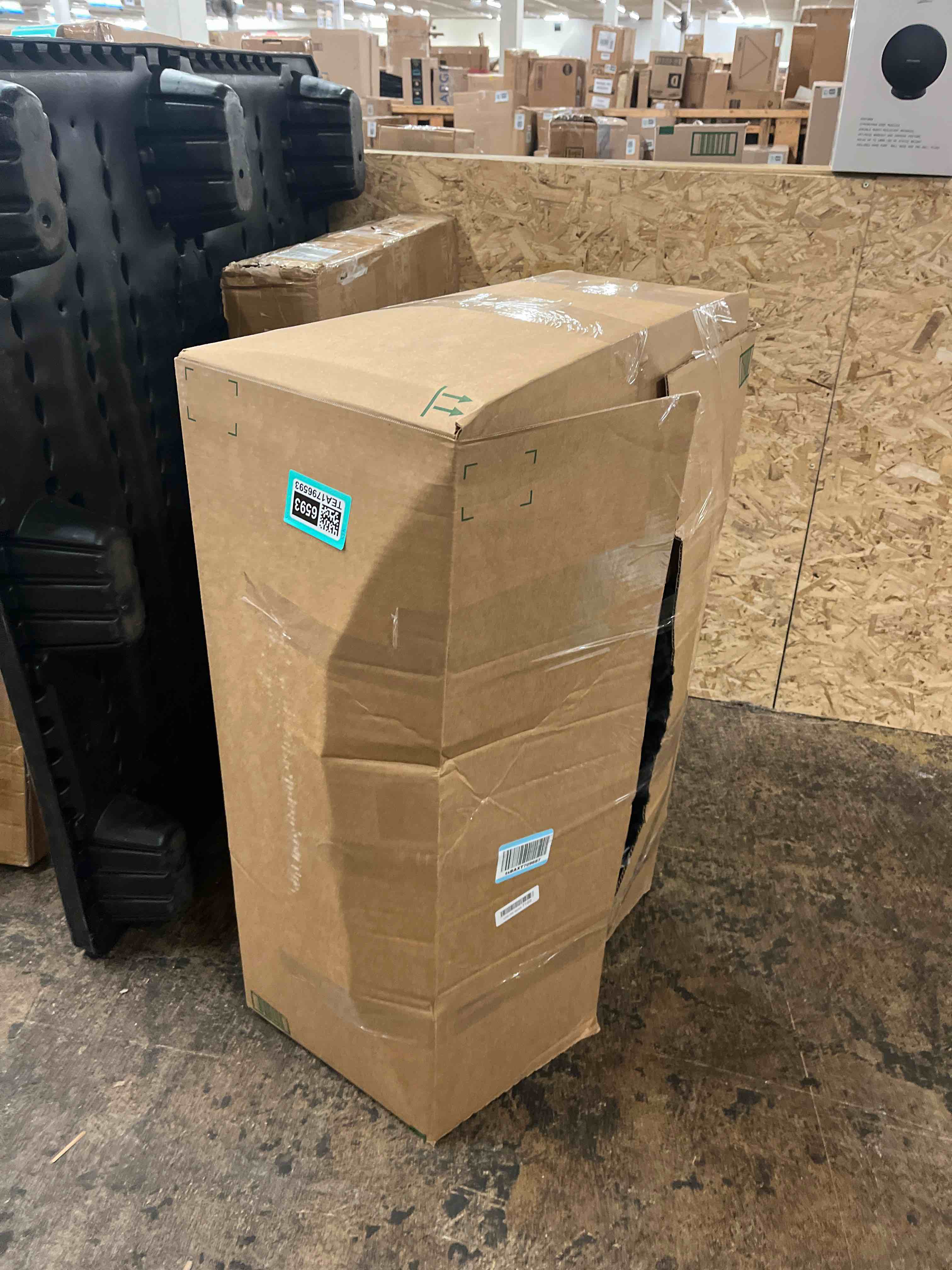 https://s3.amazonaws.com/lotting-images-prod/phillipi/TEA1796593_1758667353205.jpeg