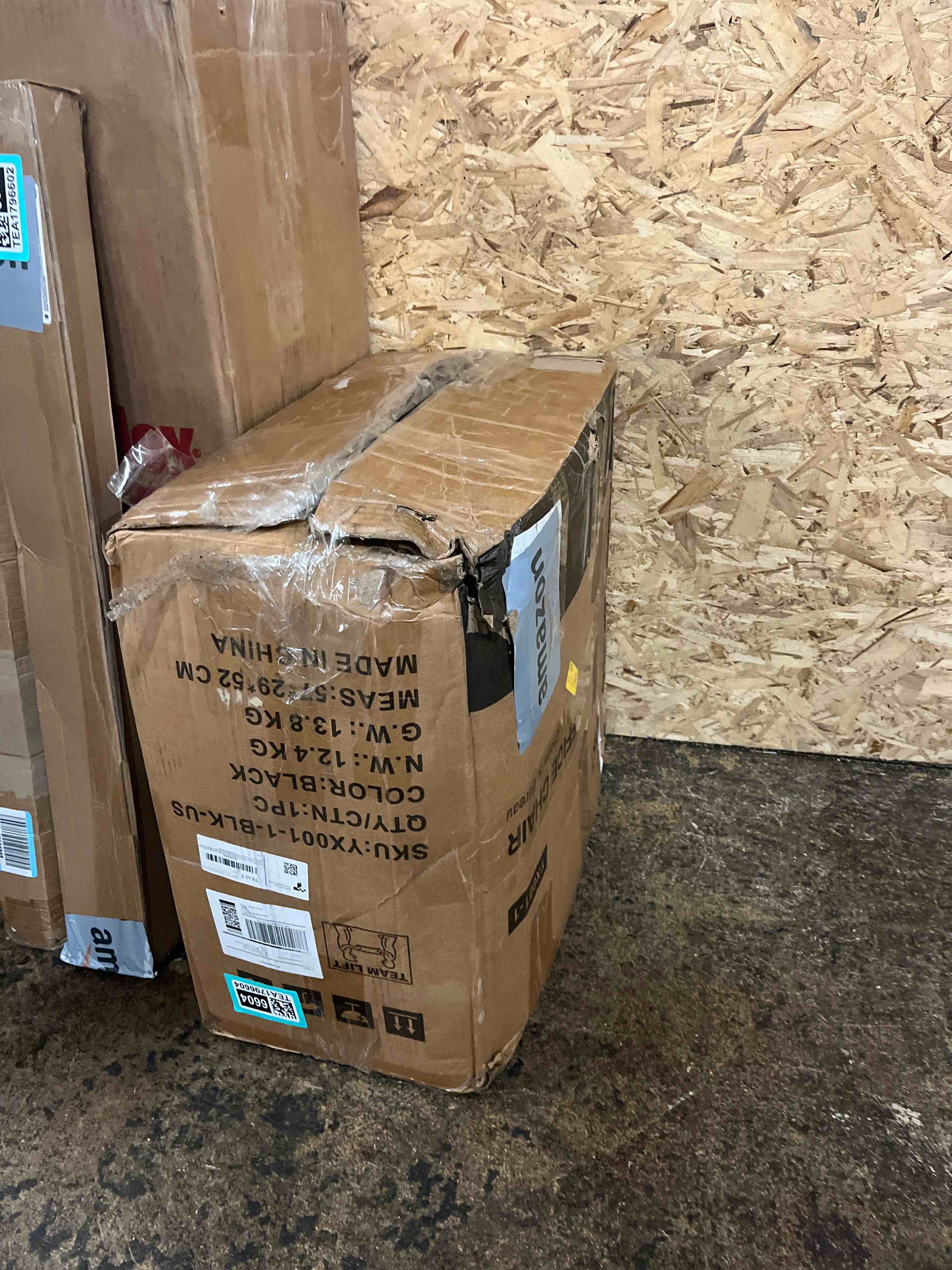 https://s3.amazonaws.com/lotting-images-prod/phillipi/TEA1796604_1758668707345.jpeg