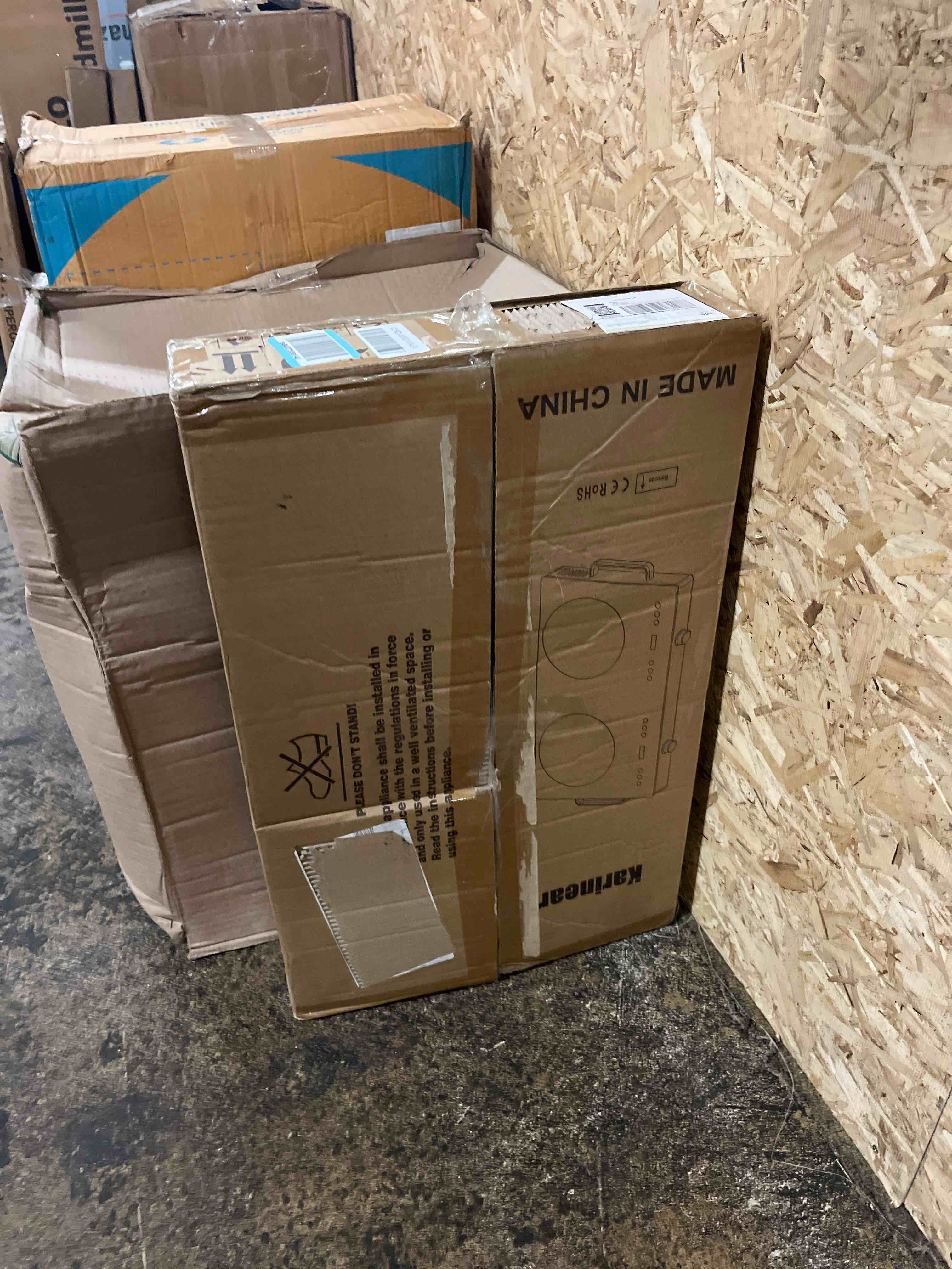 https://s3.amazonaws.com/lotting-images-prod/phillipi/TEA1796610_1758669290341.jpeg