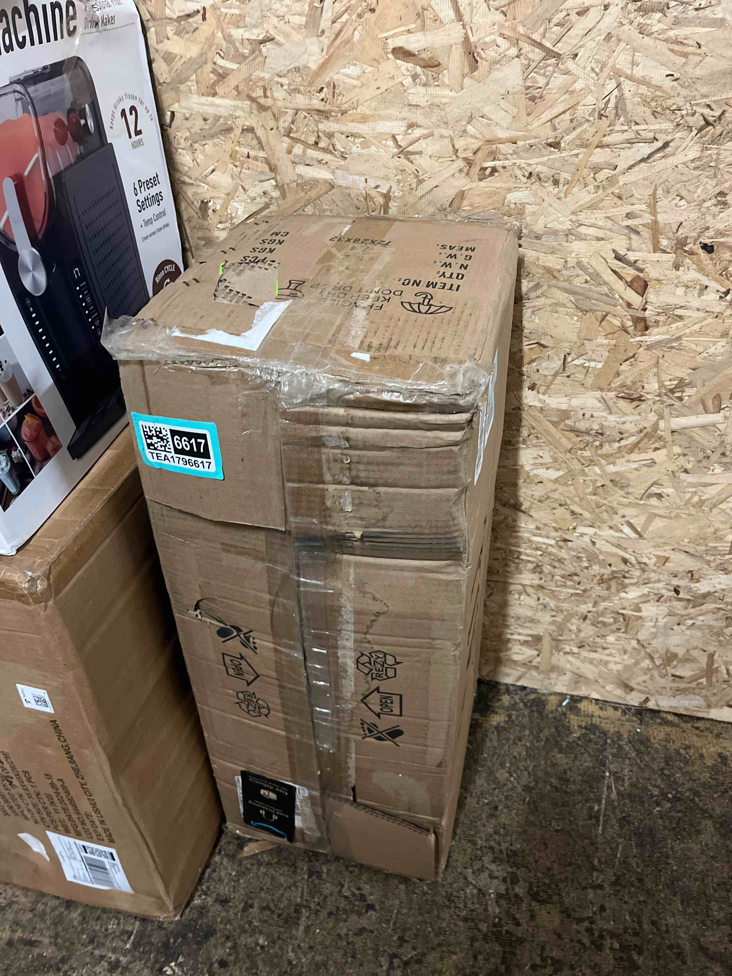 https://s3.amazonaws.com/lotting-images-prod/phillipi/TEA1796617_1758670482633.jpeg