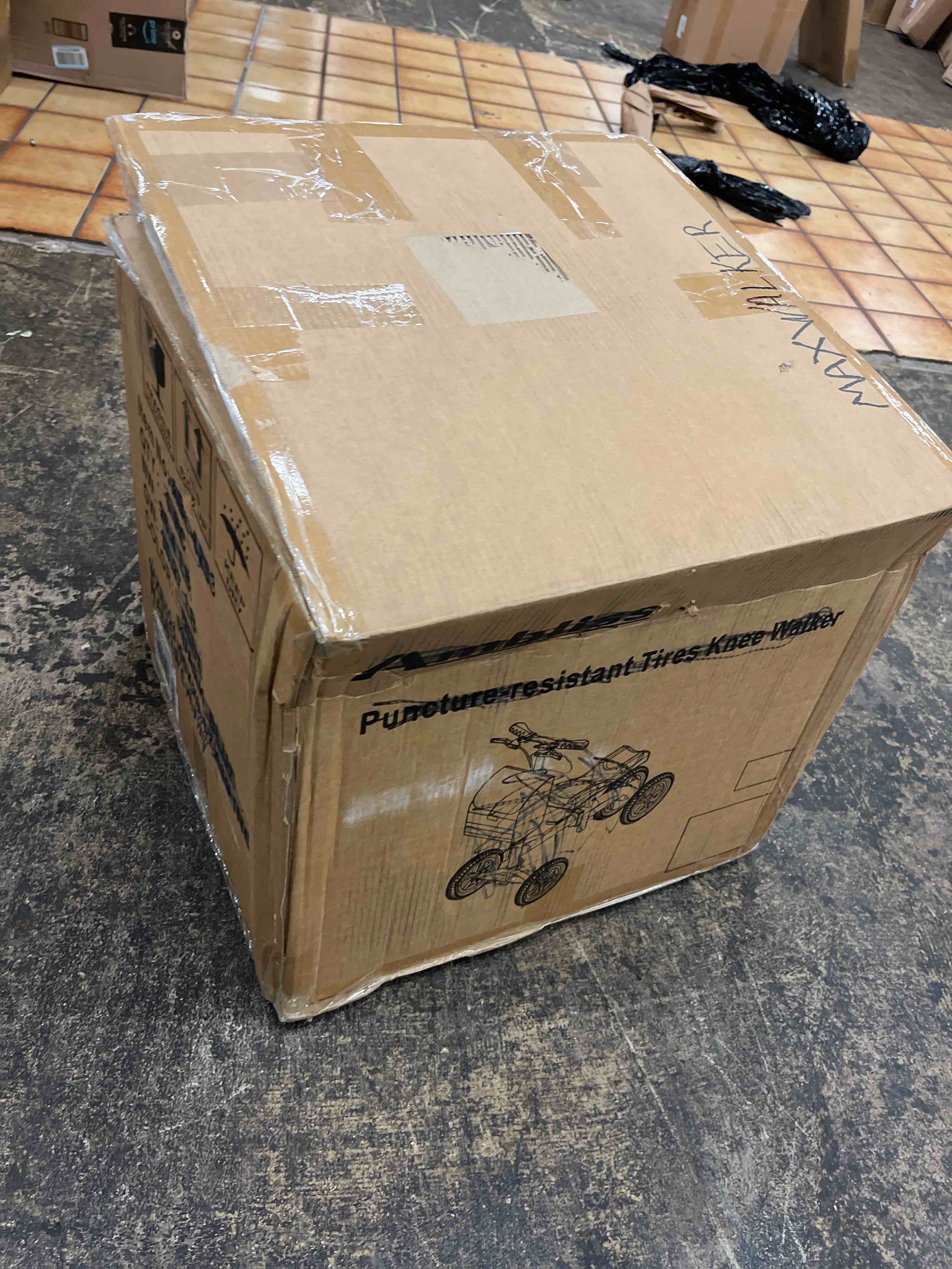 https://s3.amazonaws.com/lotting-images-prod/phillipi/TEA1796662_1758748606598.jpeg