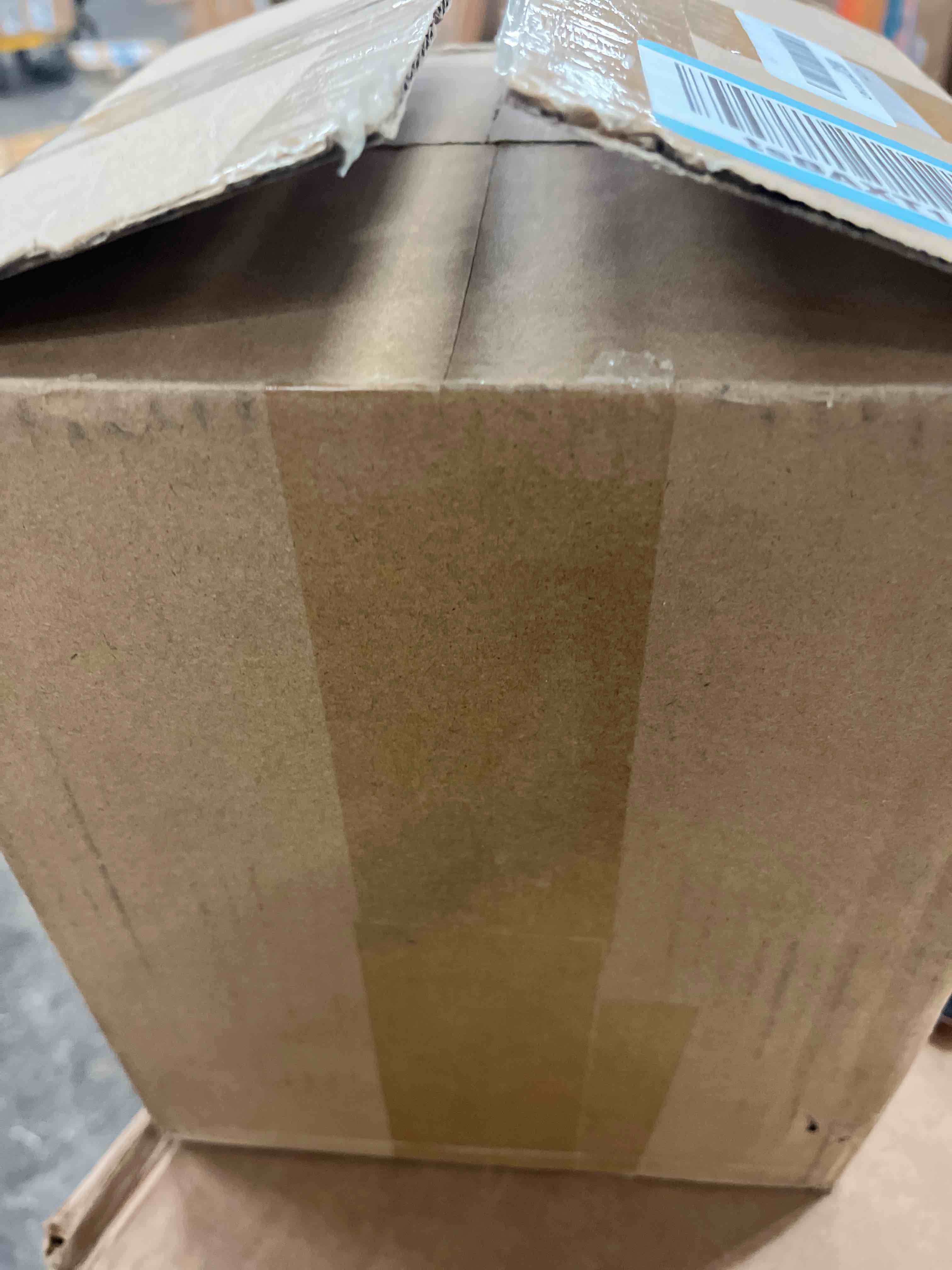https://s3.amazonaws.com/lotting-images-prod/phillipi/TEA1796673_1758749698027.jpeg