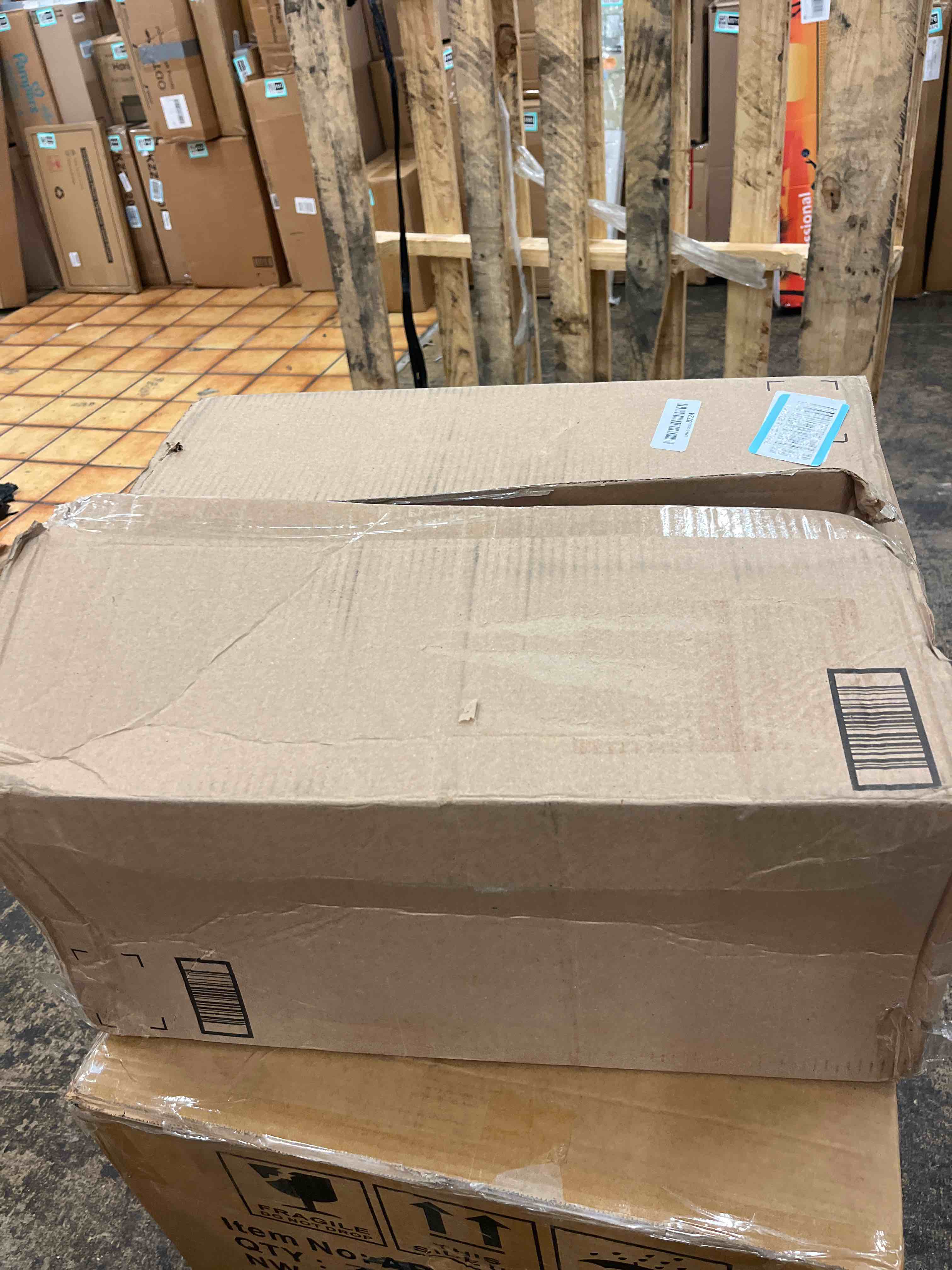 https://s3.amazonaws.com/lotting-images-prod/phillipi/TEA1796684_1758748258272.jpeg