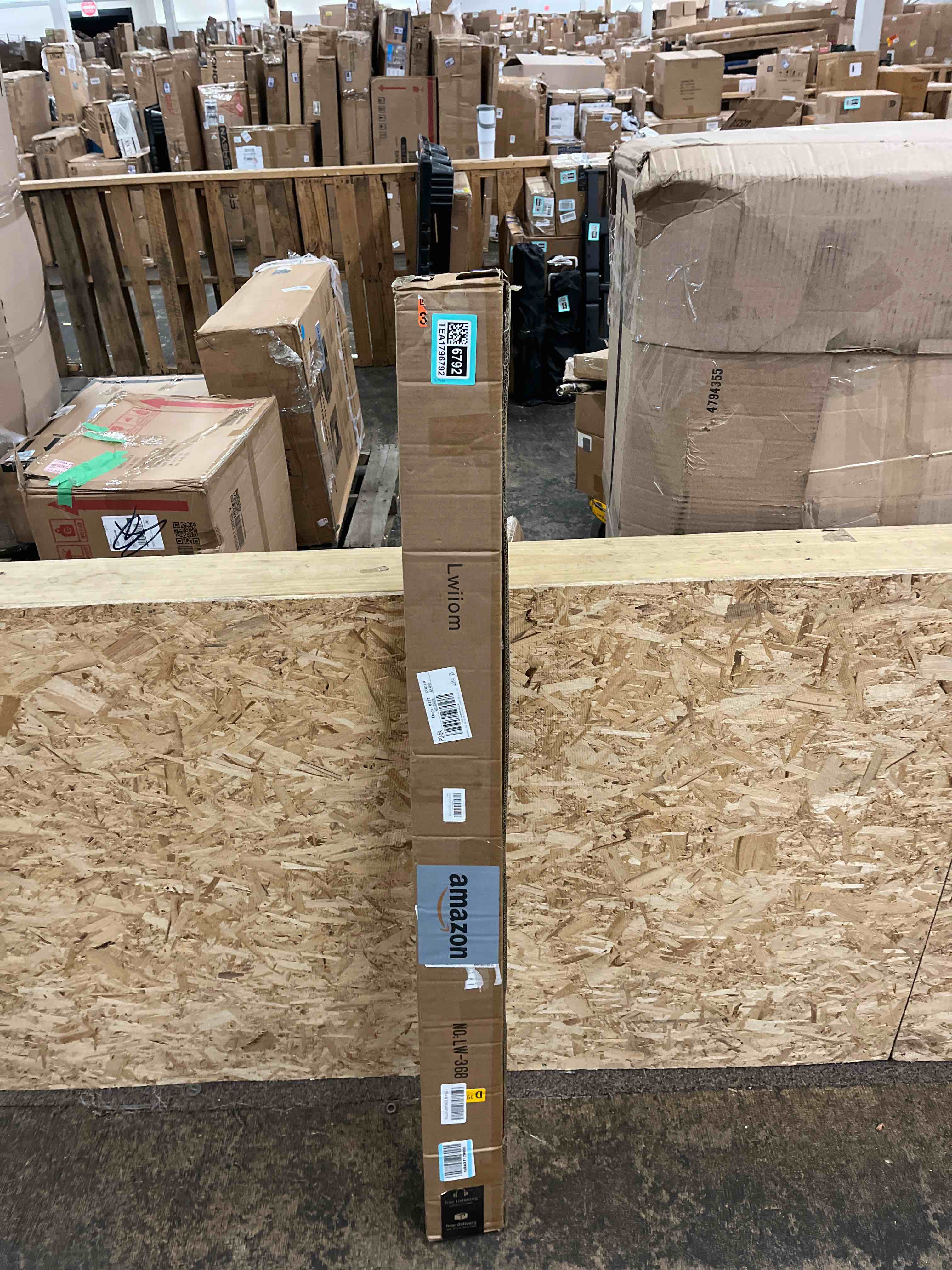 https://s3.amazonaws.com/lotting-images-prod/phillipi/TEA1796792_1758837216555.jpeg
