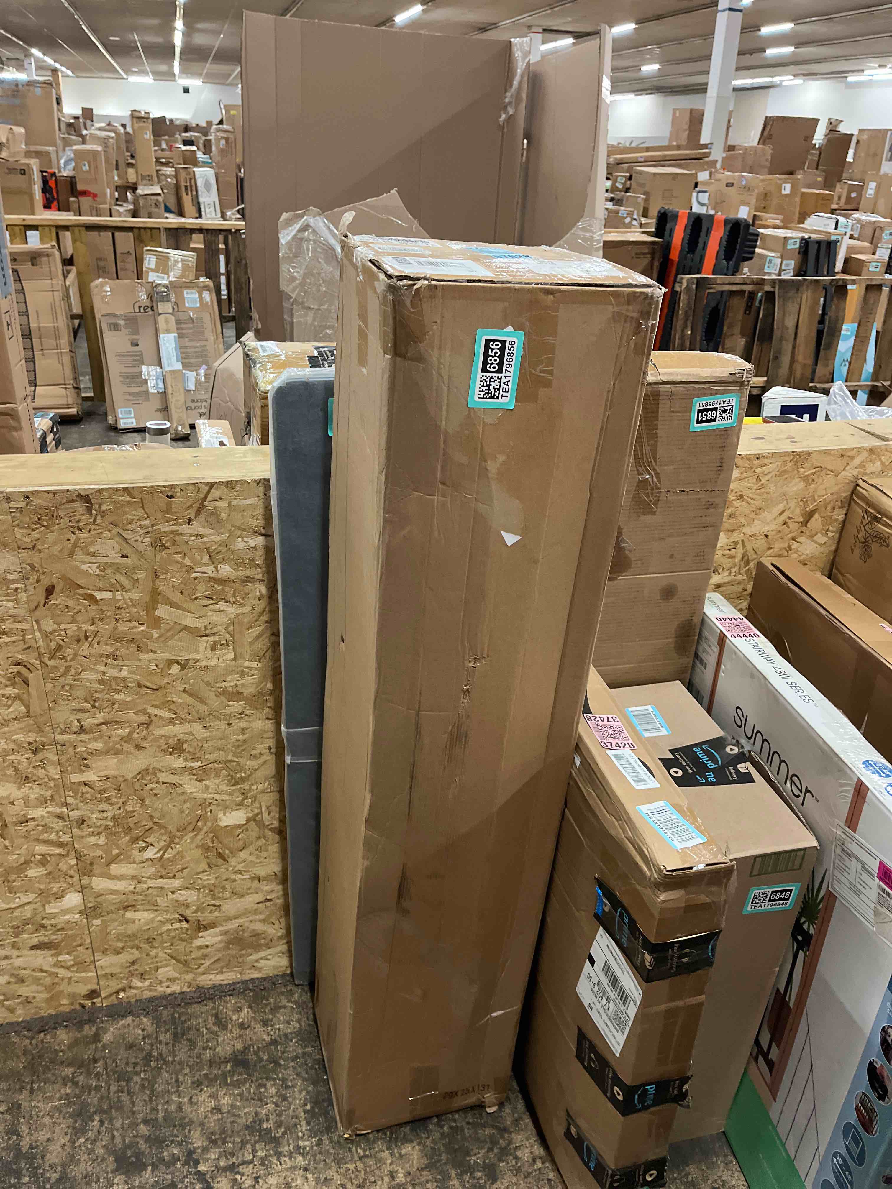 https://s3.amazonaws.com/lotting-images-prod/phillipi/TEA1796856_1758845058415.jpeg