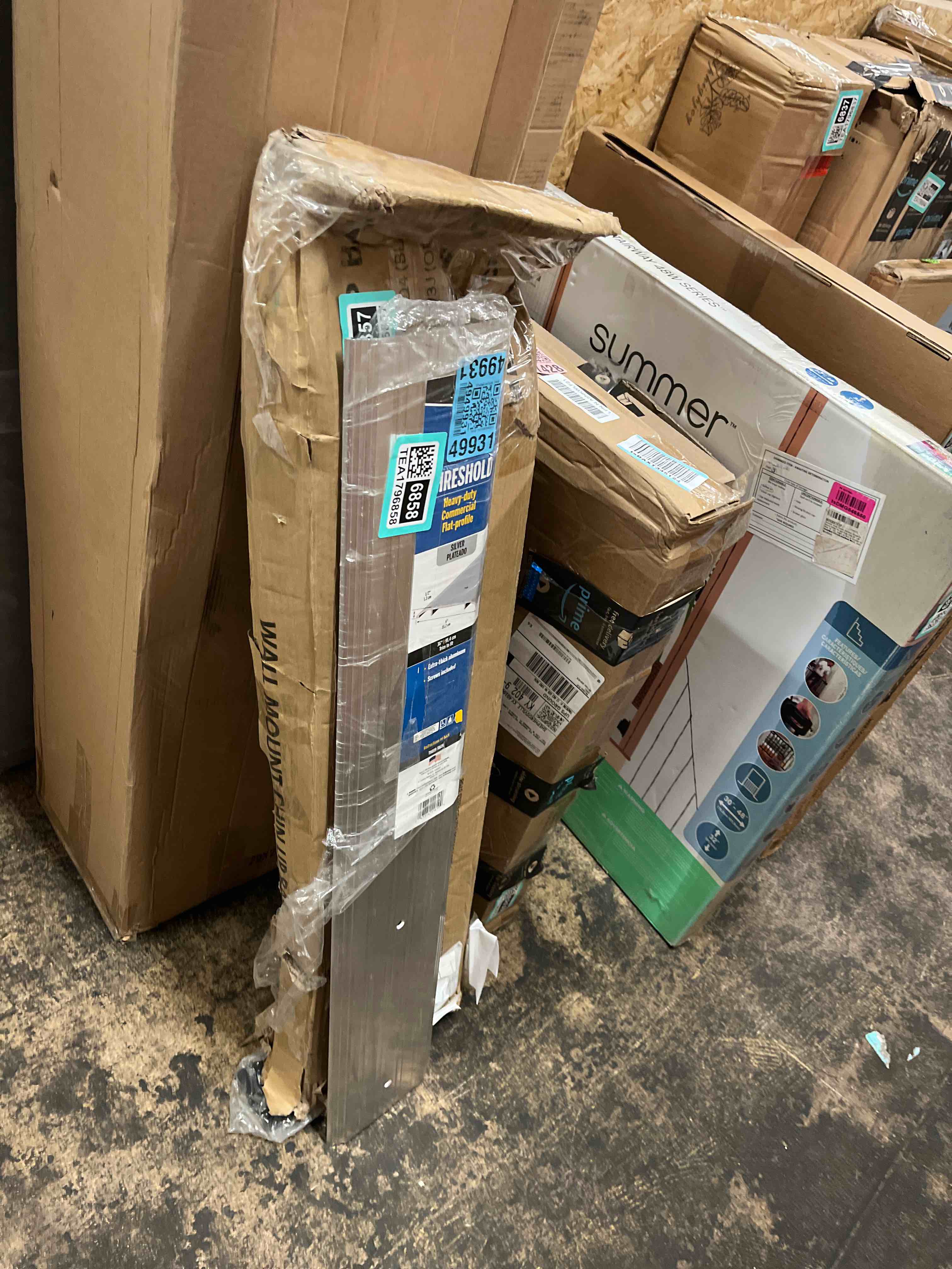https://s3.amazonaws.com/lotting-images-prod/phillipi/TEA1796858_1758845136828.jpeg