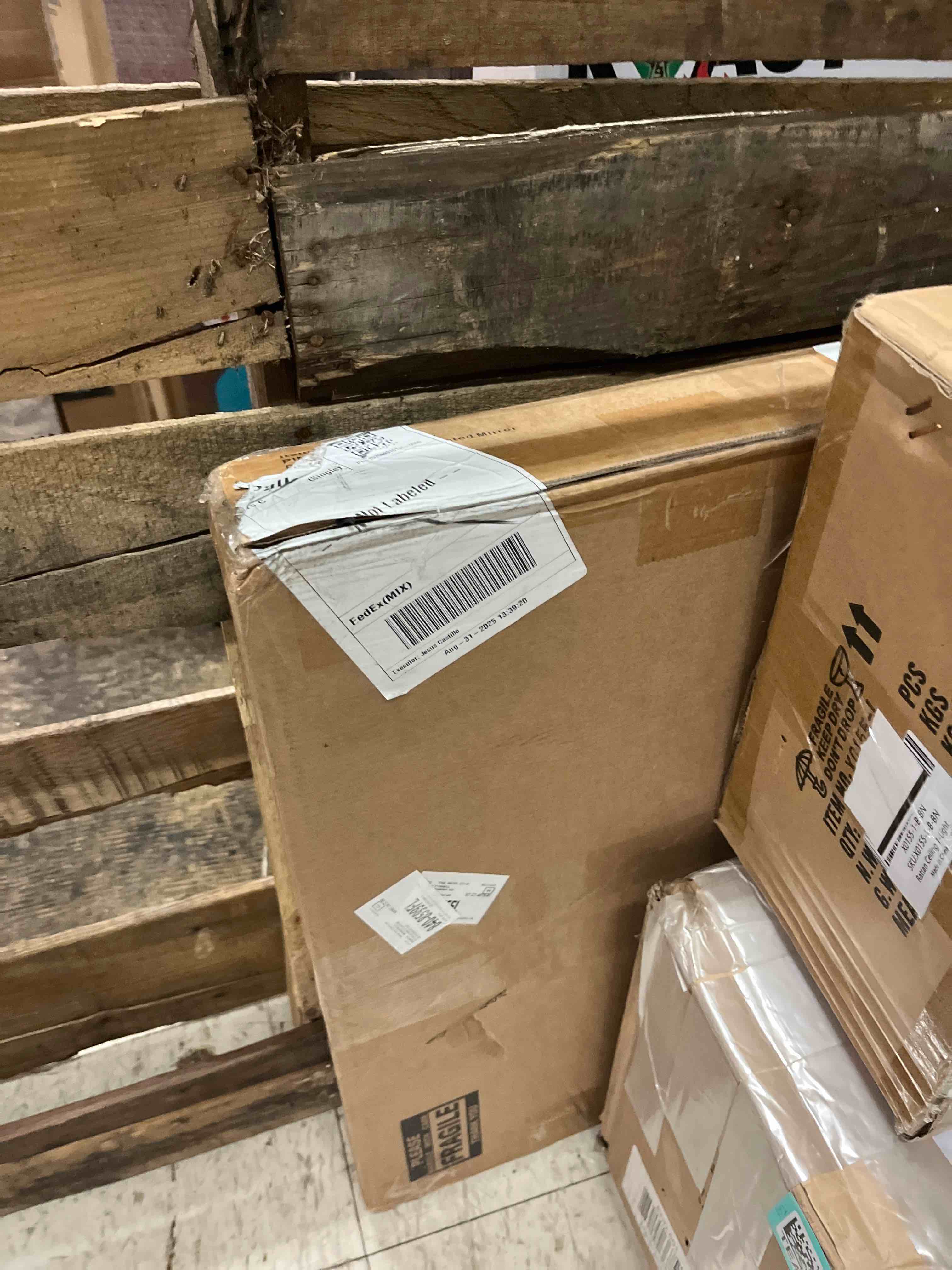 https://s3.amazonaws.com/lotting-images-prod/phillipi/TEA1796867_1758897741595.jpeg