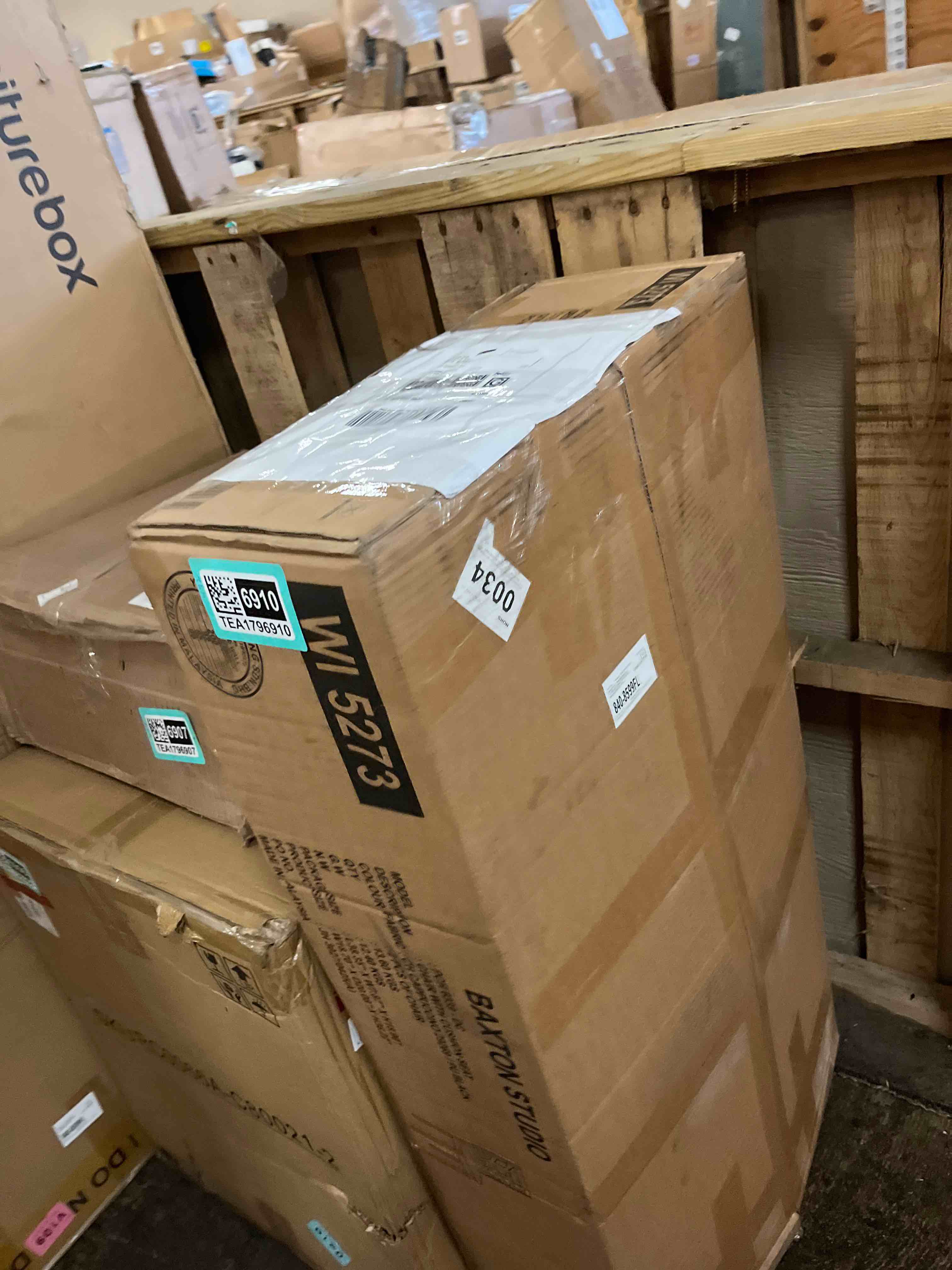 https://s3.amazonaws.com/lotting-images-prod/phillipi/TEA1796910_1758901604034.jpeg