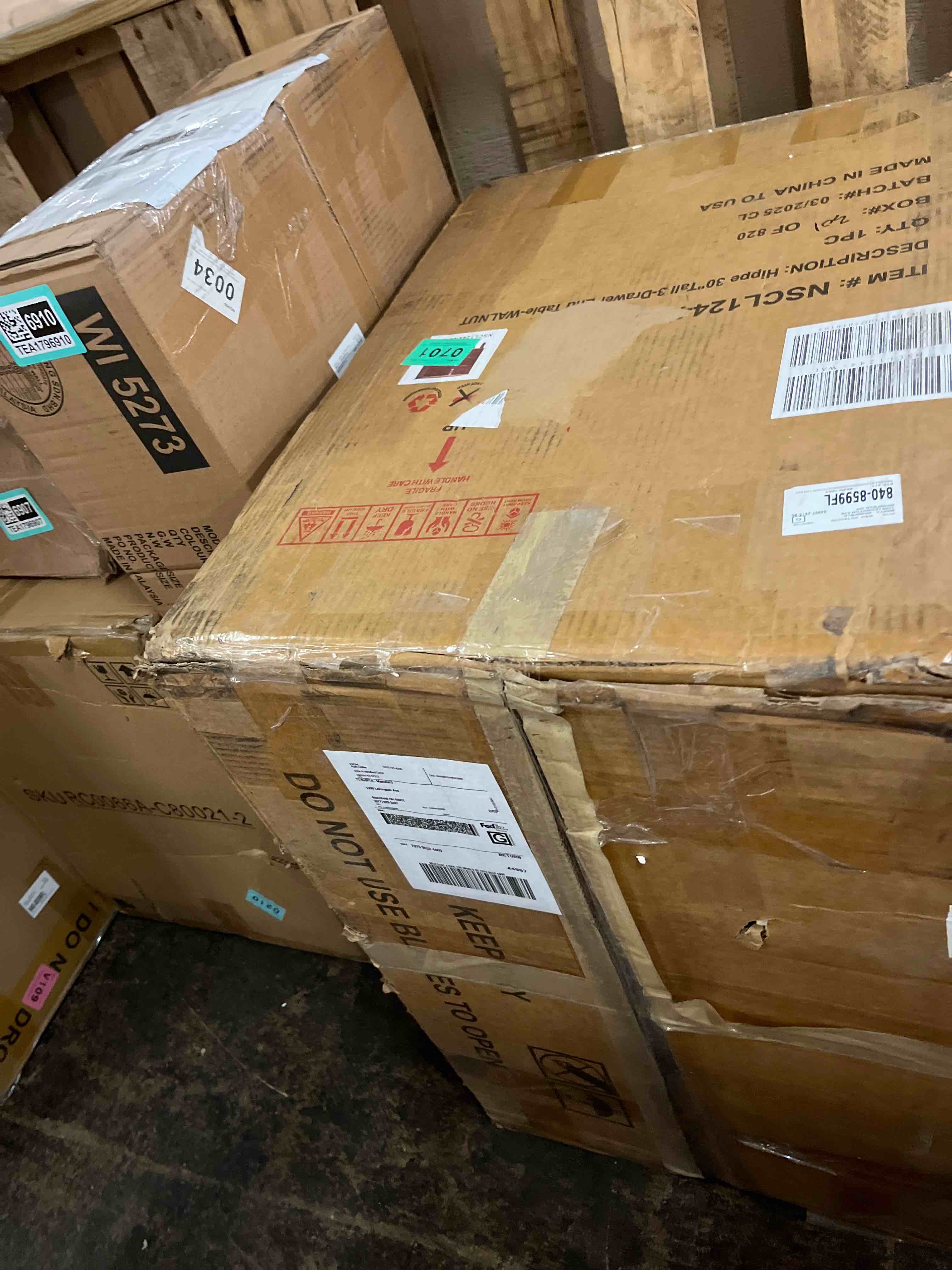 https://s3.amazonaws.com/lotting-images-prod/phillipi/TEA1796912_1758901849061.jpeg