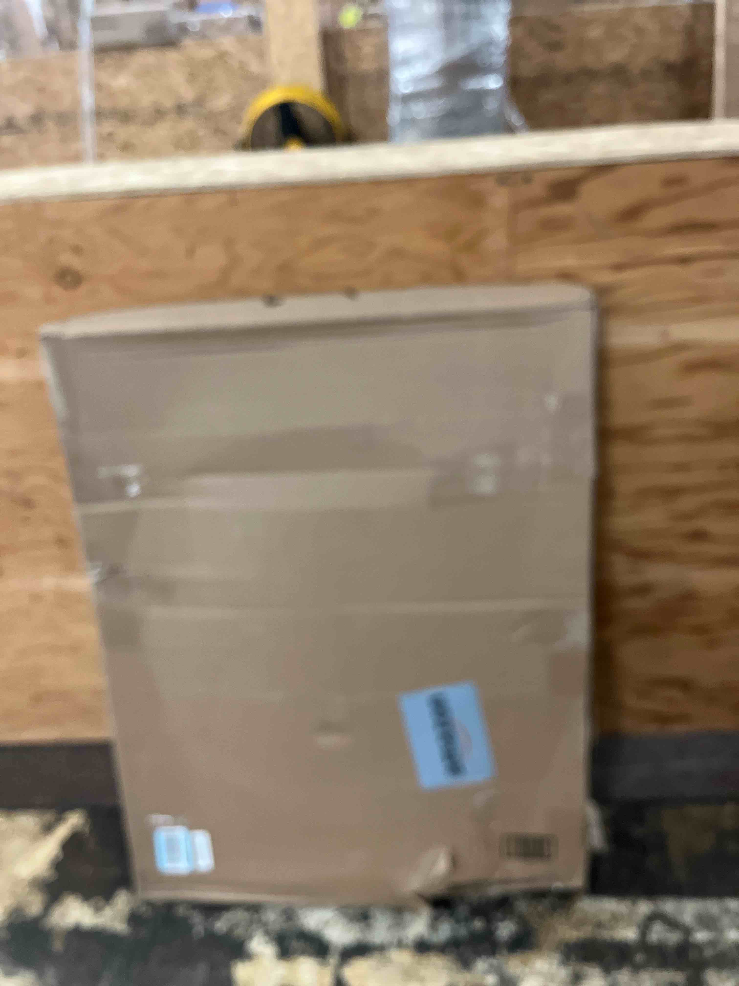 https://s3.amazonaws.com/lotting-images-prod/phillipi/TEA1797107_1759229943193.jpeg