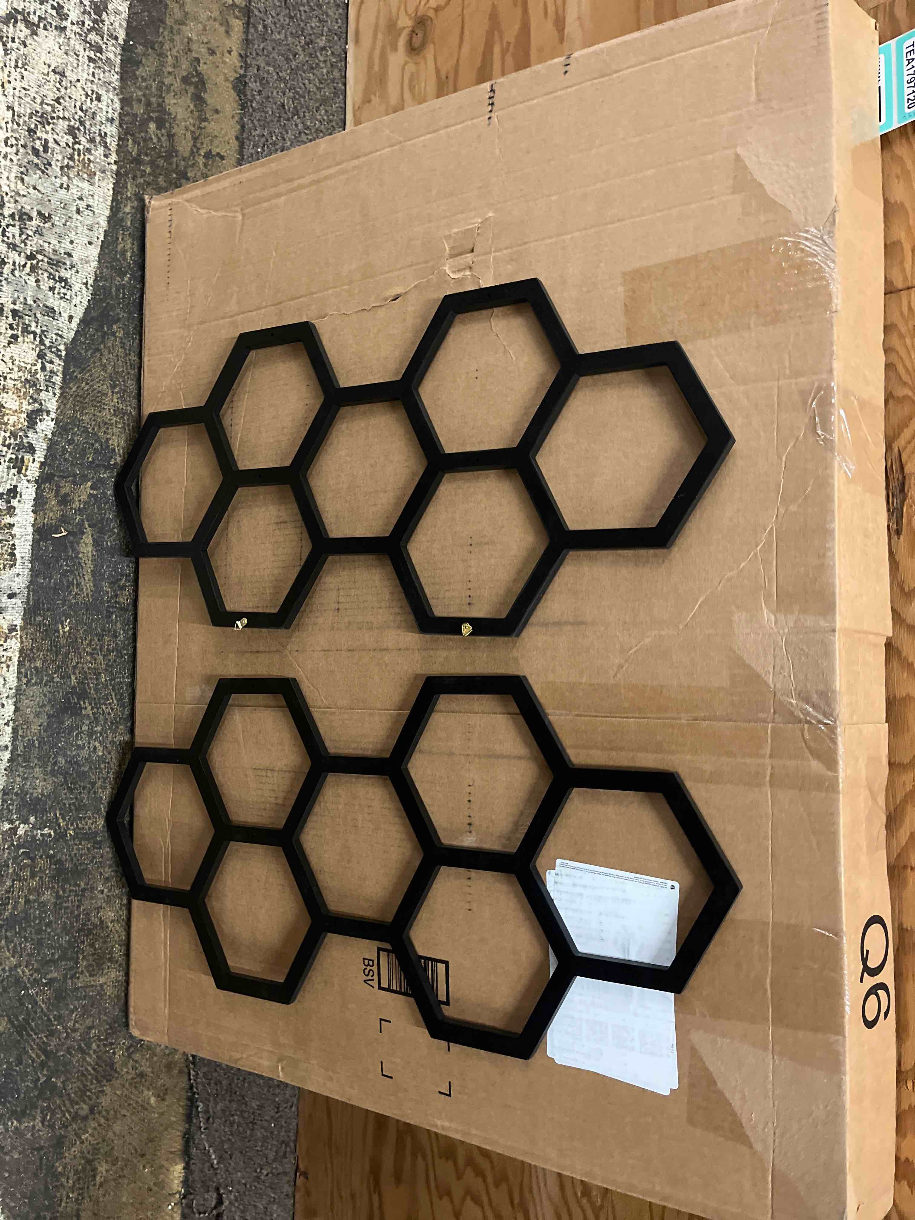 https://s3.amazonaws.com/lotting-images-prod/phillipi/TEA1797110_1759230222505.jpeg