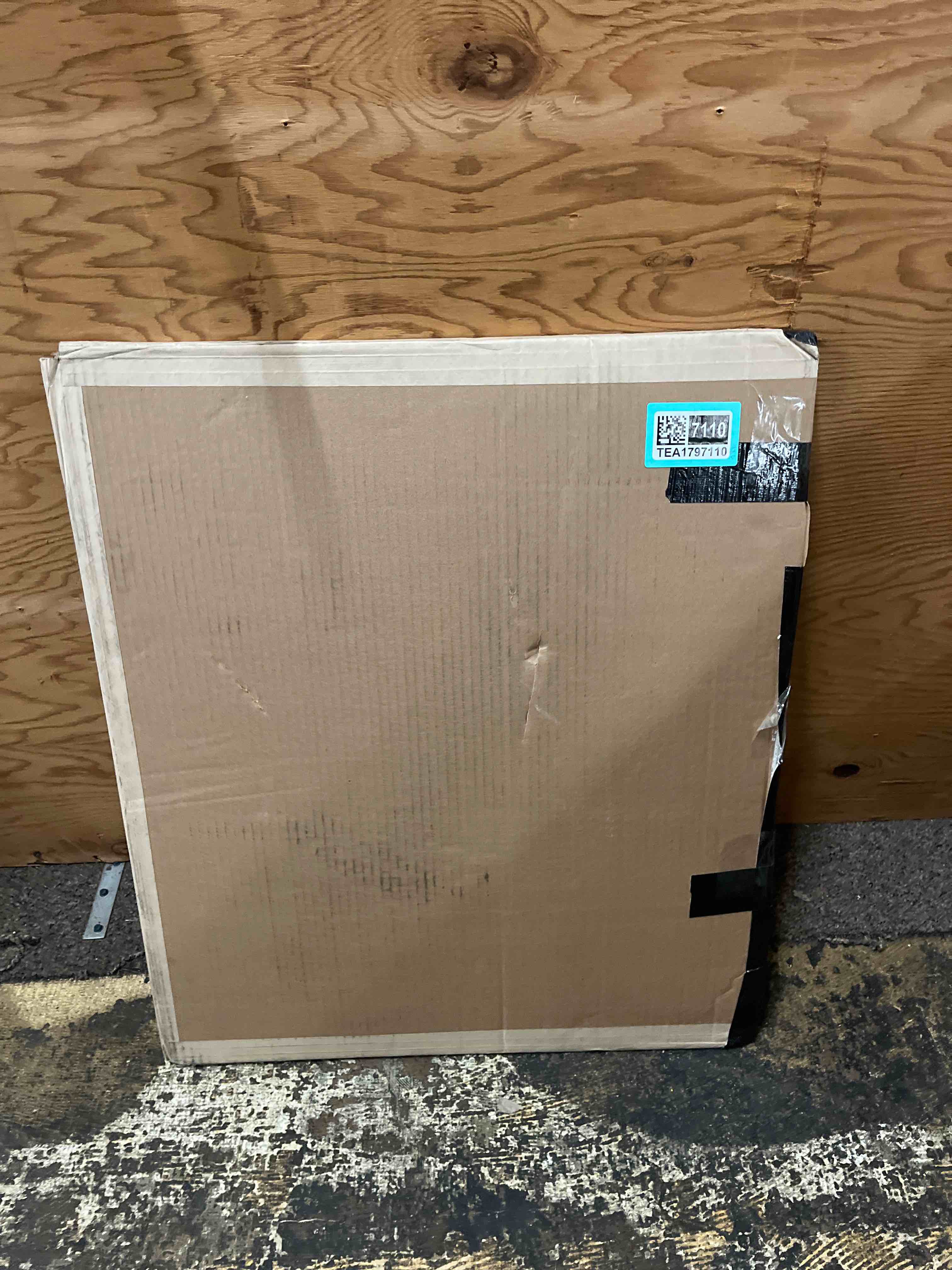 https://s3.amazonaws.com/lotting-images-prod/phillipi/TEA1797110_1759230235471.jpeg