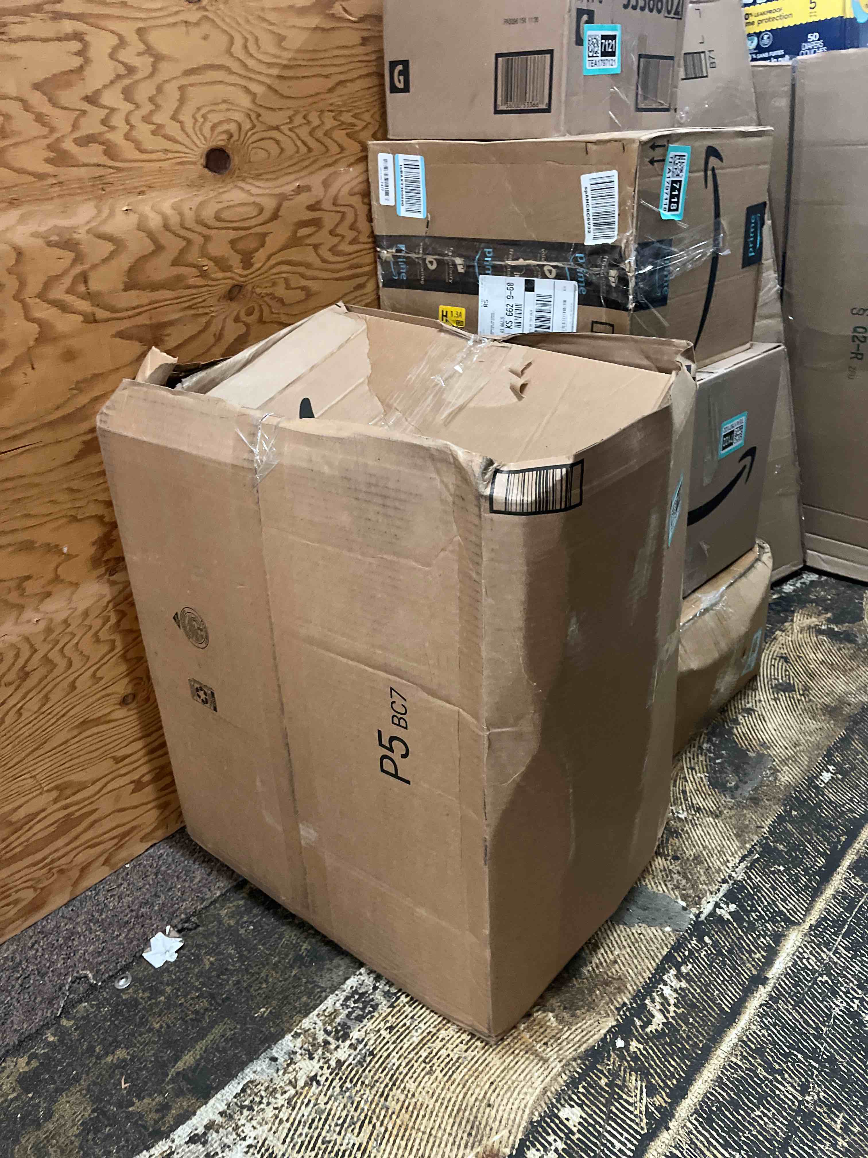 https://s3.amazonaws.com/lotting-images-prod/phillipi/TEA1797120_1759231654845.jpeg