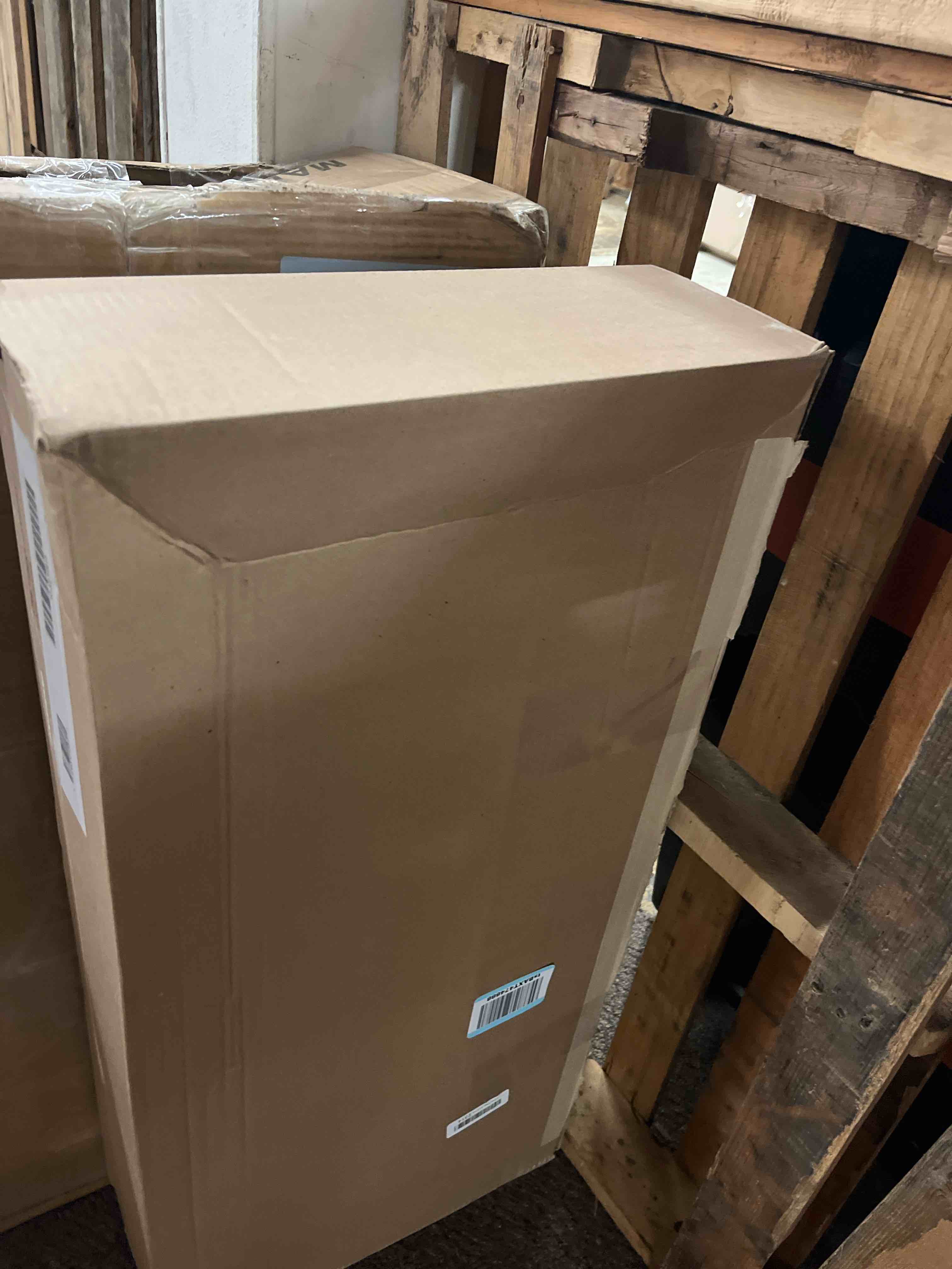 https://s3.amazonaws.com/lotting-images-prod/phillipi/TEA1797214_1759228711662.jpeg