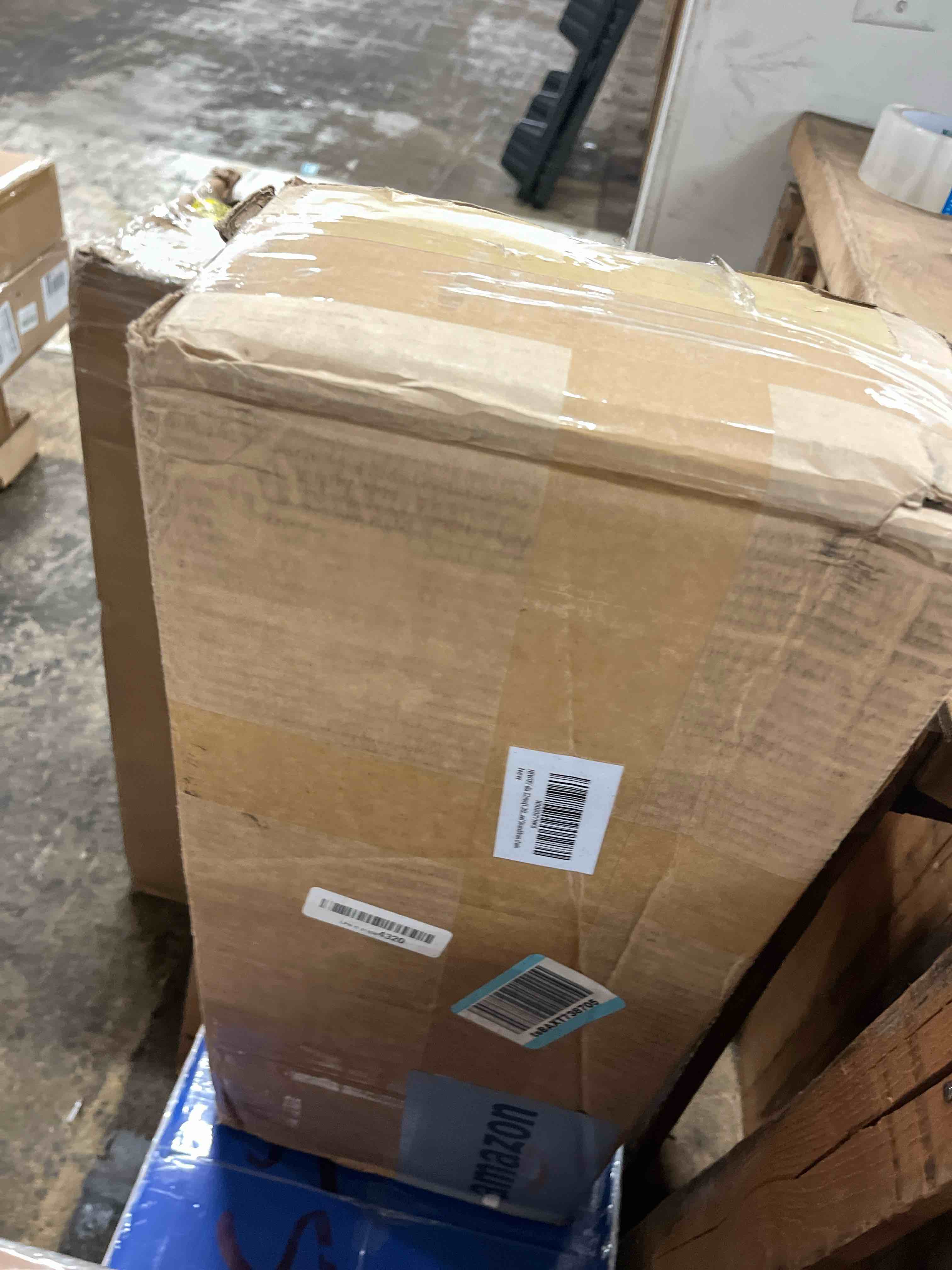 https://s3.amazonaws.com/lotting-images-prod/phillipi/TEA1797216_1759229239526.jpeg
