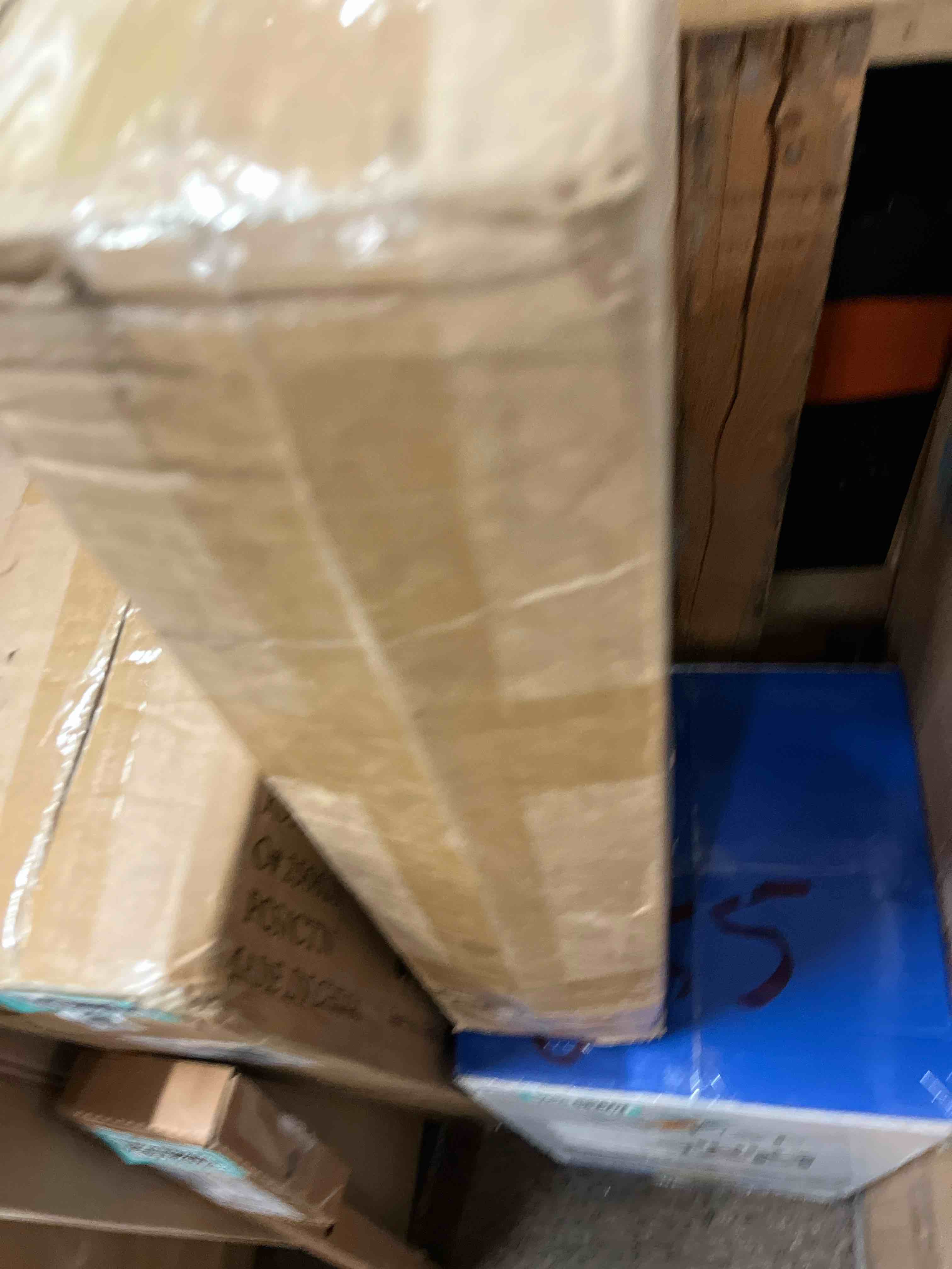 https://s3.amazonaws.com/lotting-images-prod/phillipi/TEA1797216_1759229241577.jpeg