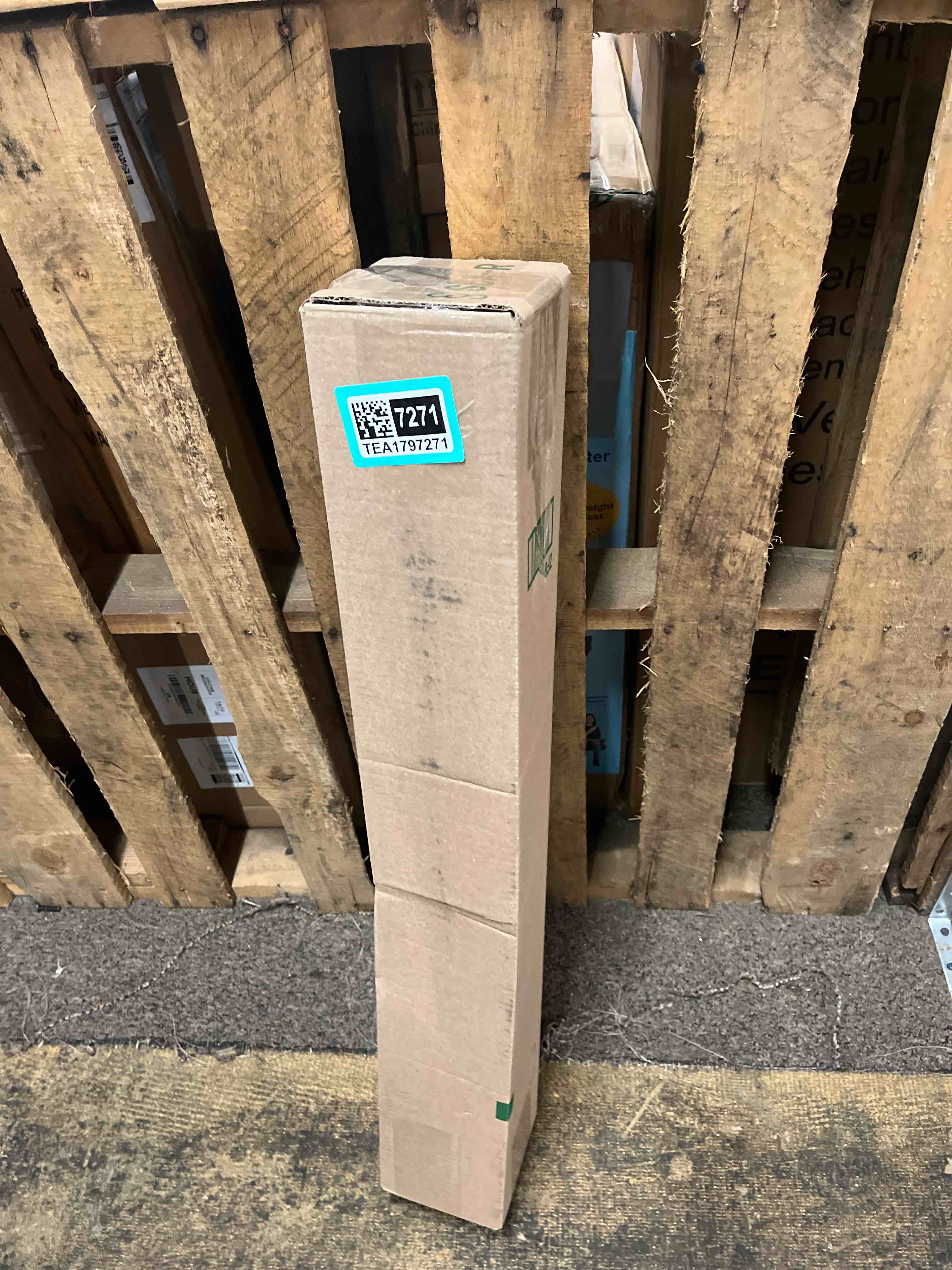 https://s3.amazonaws.com/lotting-images-prod/phillipi/TEA1797271_1759360872654.jpeg