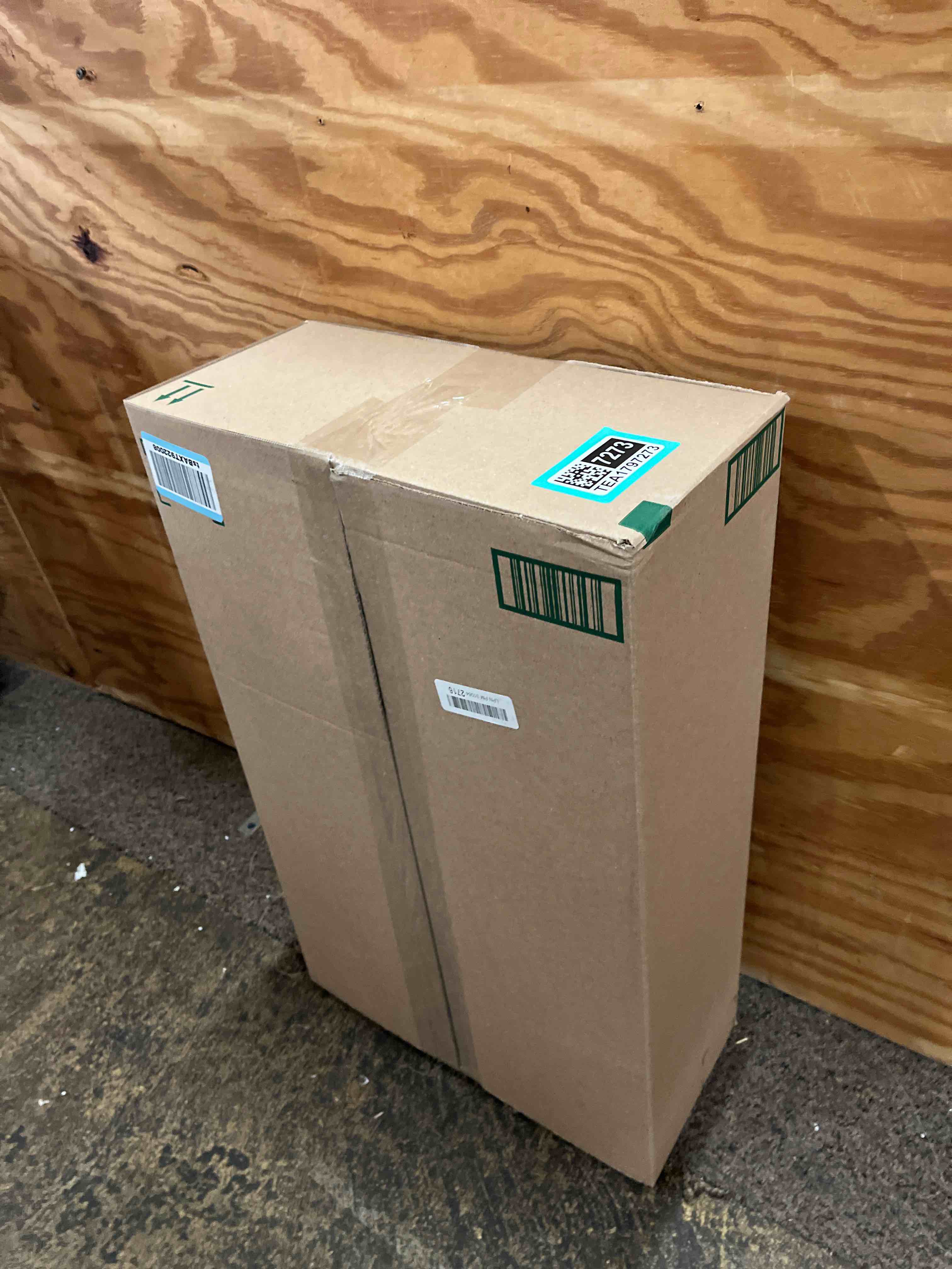https://s3.amazonaws.com/lotting-images-prod/phillipi/TEA1797273_1759489368273.jpeg