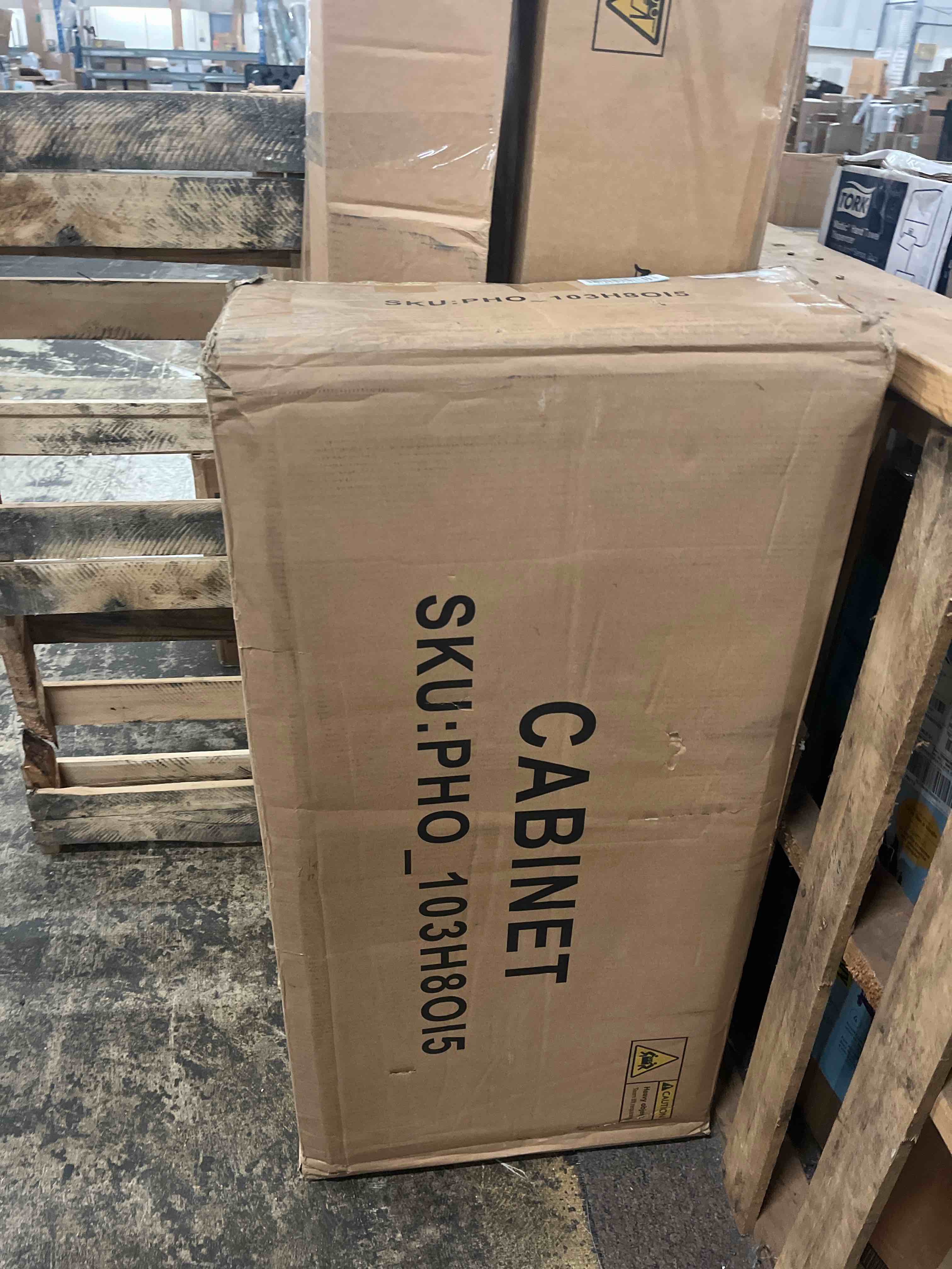 https://s3.amazonaws.com/lotting-images-prod/phillipi/TEA1797283_1759351579861.jpeg