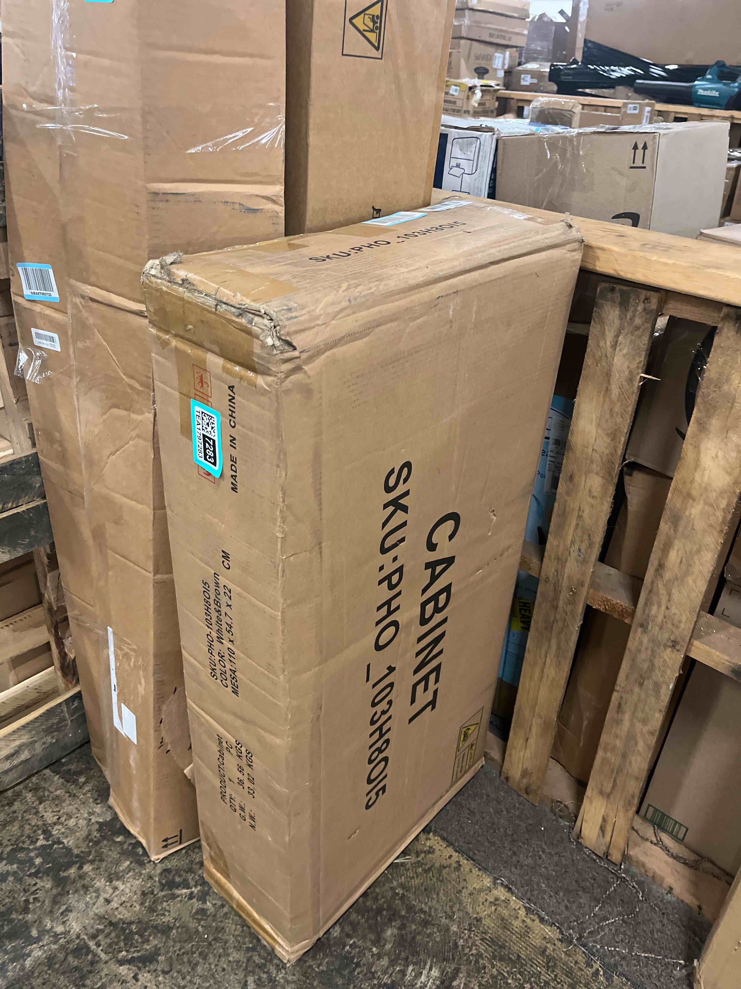 https://s3.amazonaws.com/lotting-images-prod/phillipi/TEA1797283_1759351582248.jpeg