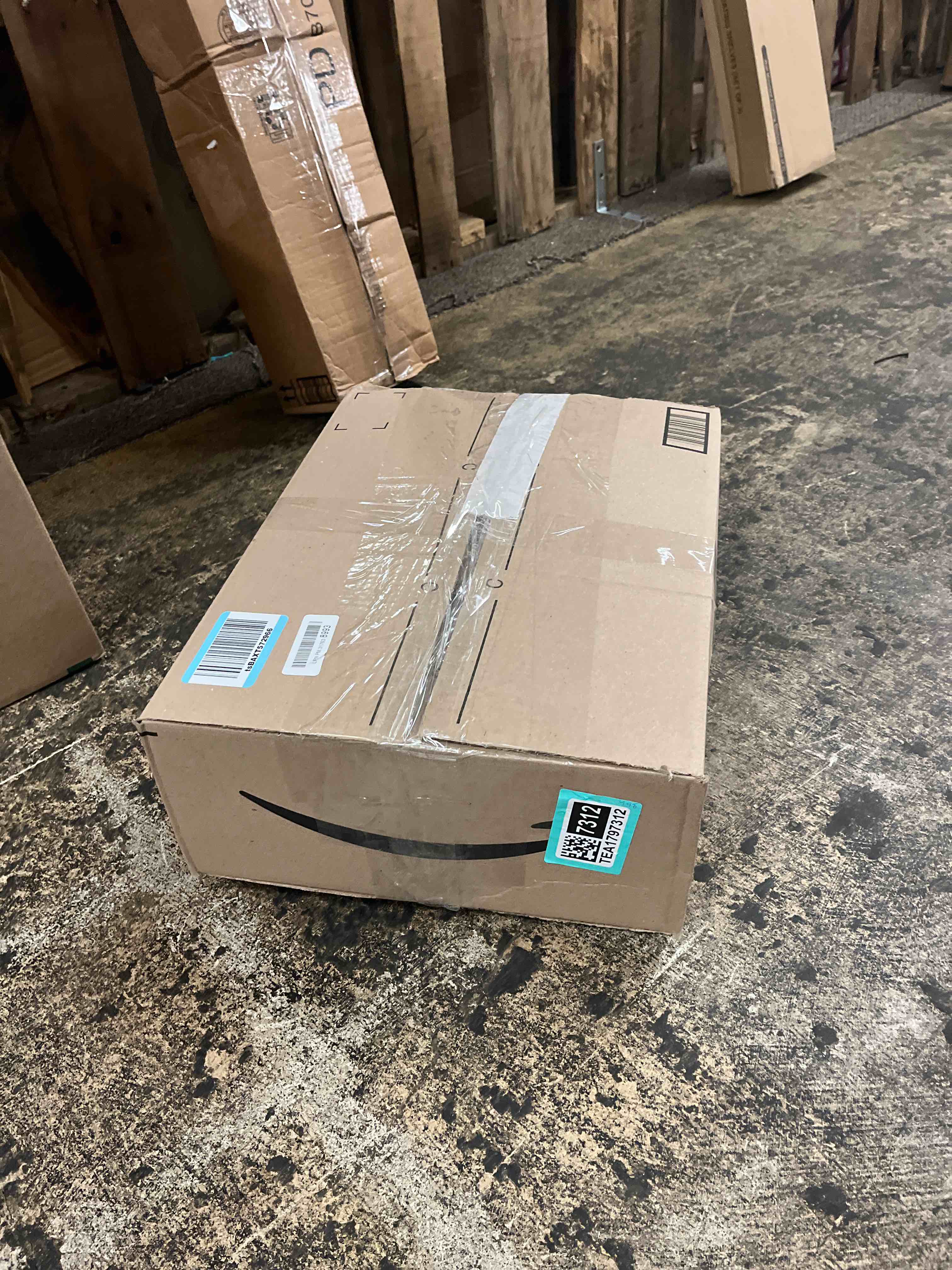 https://s3.amazonaws.com/lotting-images-prod/phillipi/TEA1797312_1759355056037.jpeg