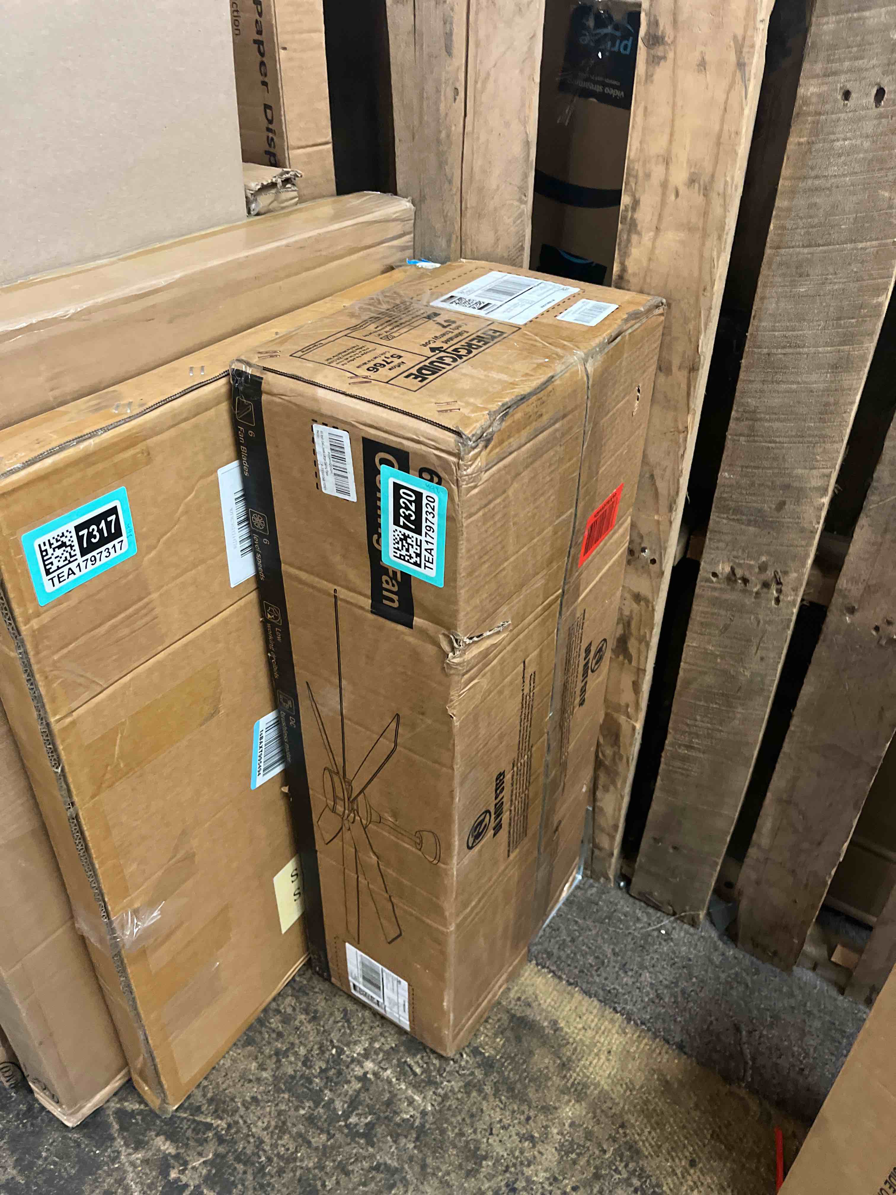 https://s3.amazonaws.com/lotting-images-prod/phillipi/TEA1797320_1759359460999.jpeg